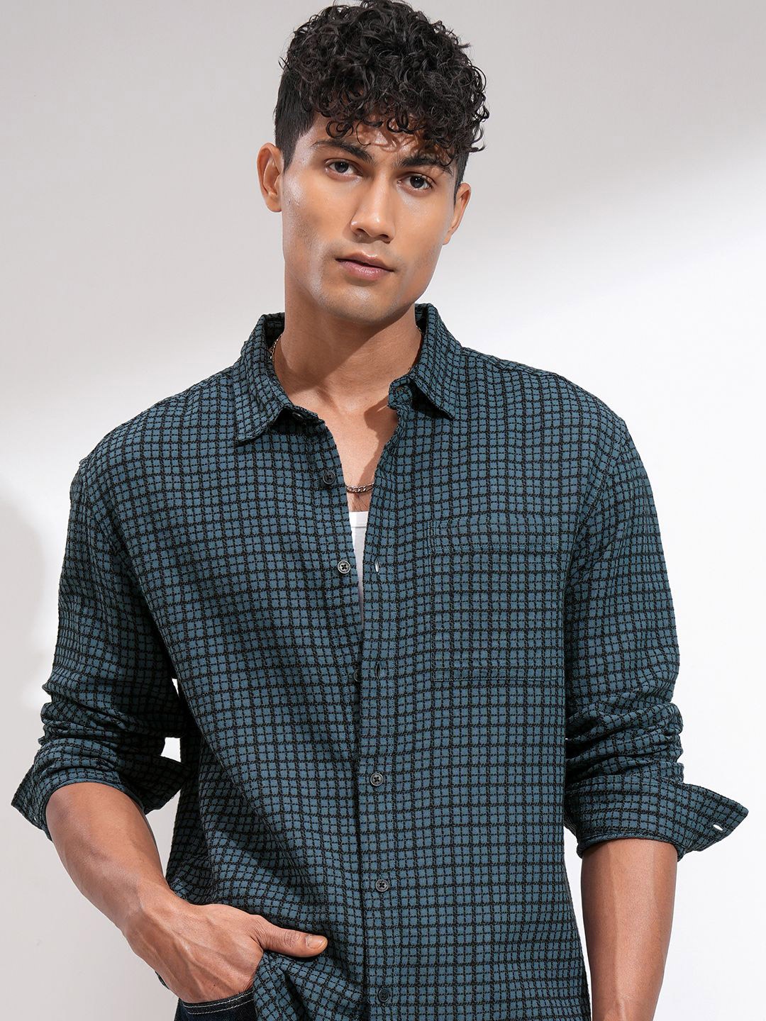 HIGHLANDER Men Comfort Relaxed Fit Spread Collar Textured Cotton Casual Shirt, Navy blue
HIGHLANDER Men Comfort Relaxed Fit Spread Collar Textured Cotton Casual Shirt, Navy blue