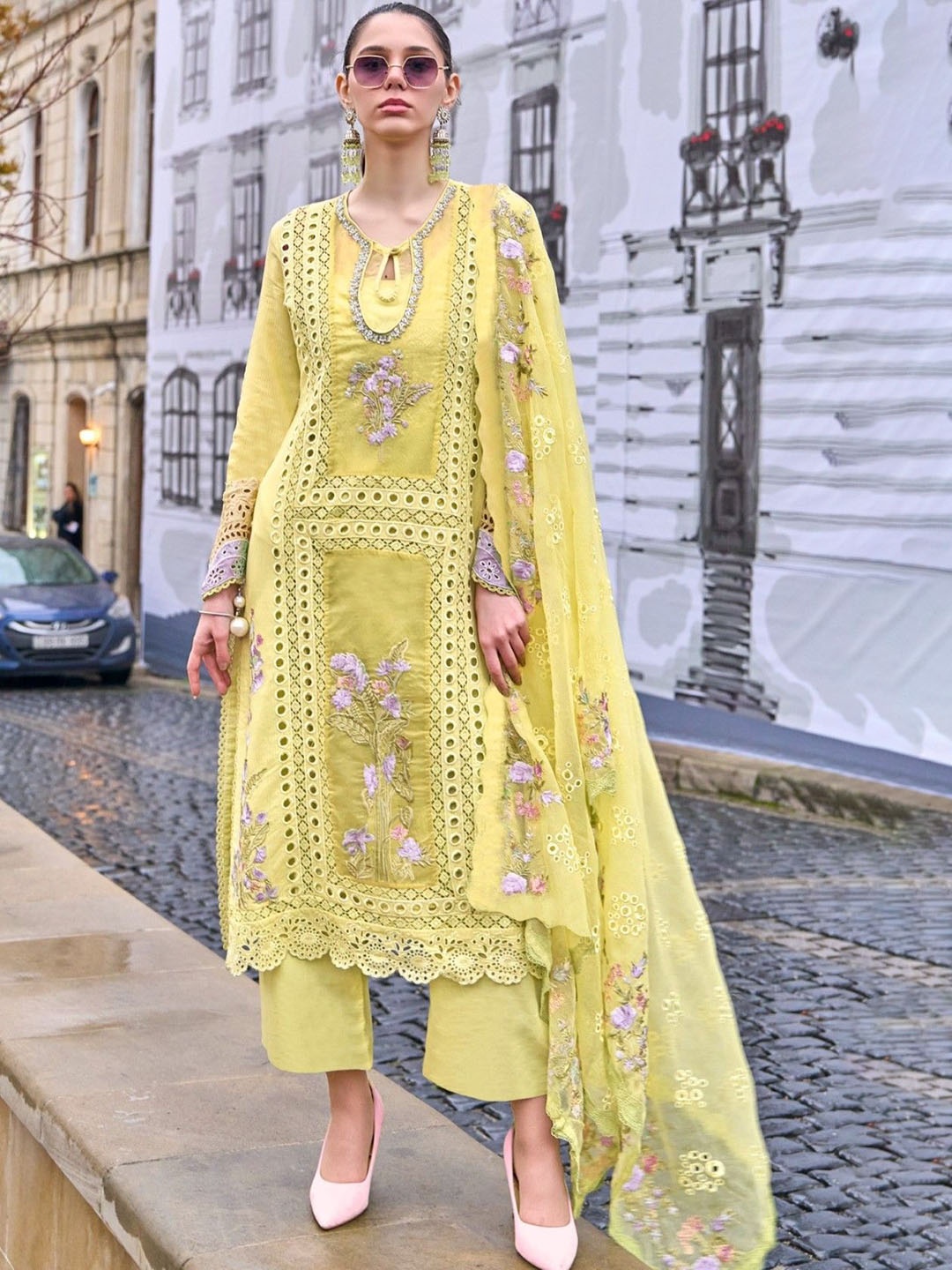 AUTUMN LANE Floral Embroidered Pure Cotton Straight Kurta With Trousers And Dupatta, Yellow
AUTUMN LANE Floral Embroidered Pure Cotton Straight Kurta With Trousers And Dupatta, Yellow