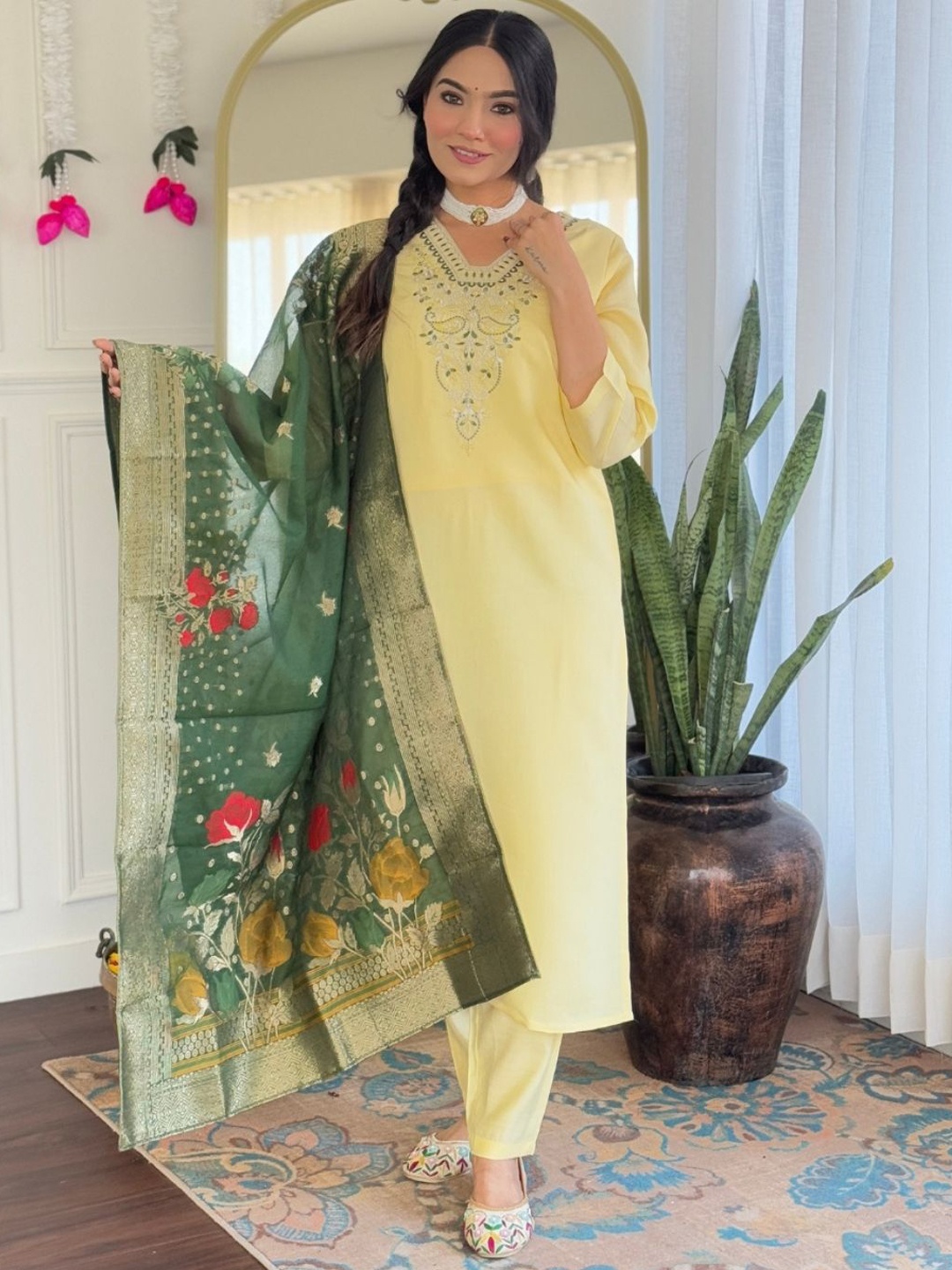 Navlik Paisley Yoke Design Thread Work V-Neck Straight Kurta With Trousers And Dupatta, Yellow
Navlik Paisley Yoke Design Thread Work V-Neck Straight Kurta With Trousers And Dupatta, Yellow