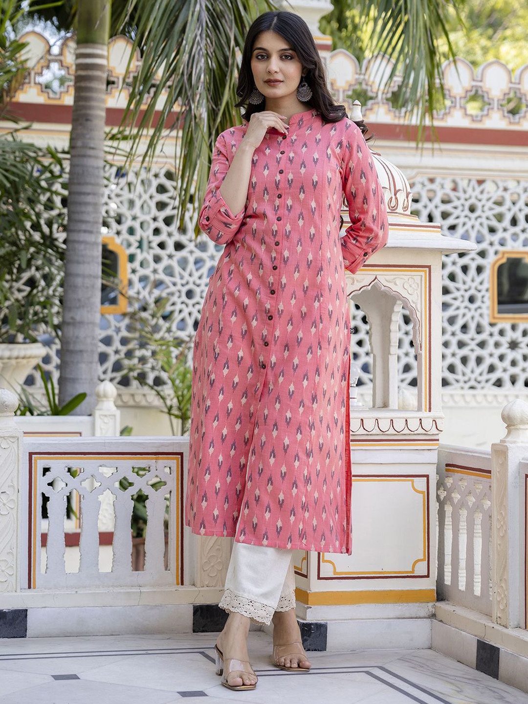 Pistaa Geometric Printed Mandarin Collar Pure Cotton A-Line Kurta with Trousers, Peach
Pistaa Geometric Printed Mandarin Collar Pure Cotton A-Line Kurta with Trousers, Peach