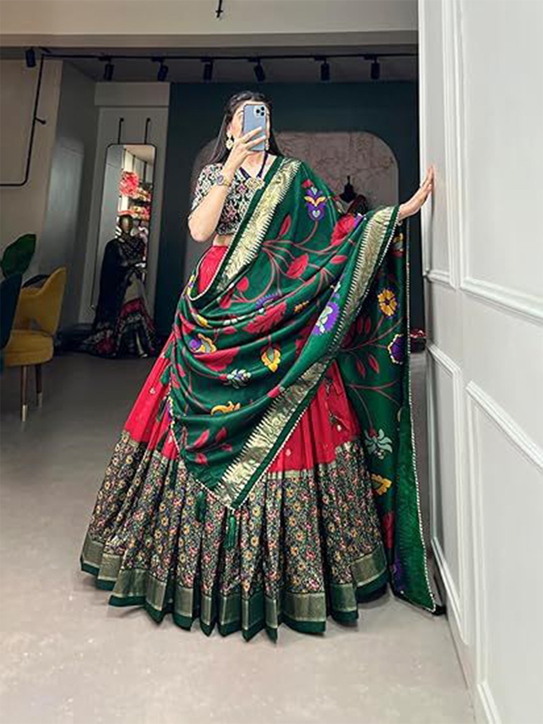 RADHVI BIZ Printed Kalamkari Ready to Wear Lehenga & Semi-Stitched Blouse With Dupatta, Red
RADHVI BIZ Printed Kalamkari Ready to Wear Lehenga & Semi-Stitched Blouse With Dupatta, Red