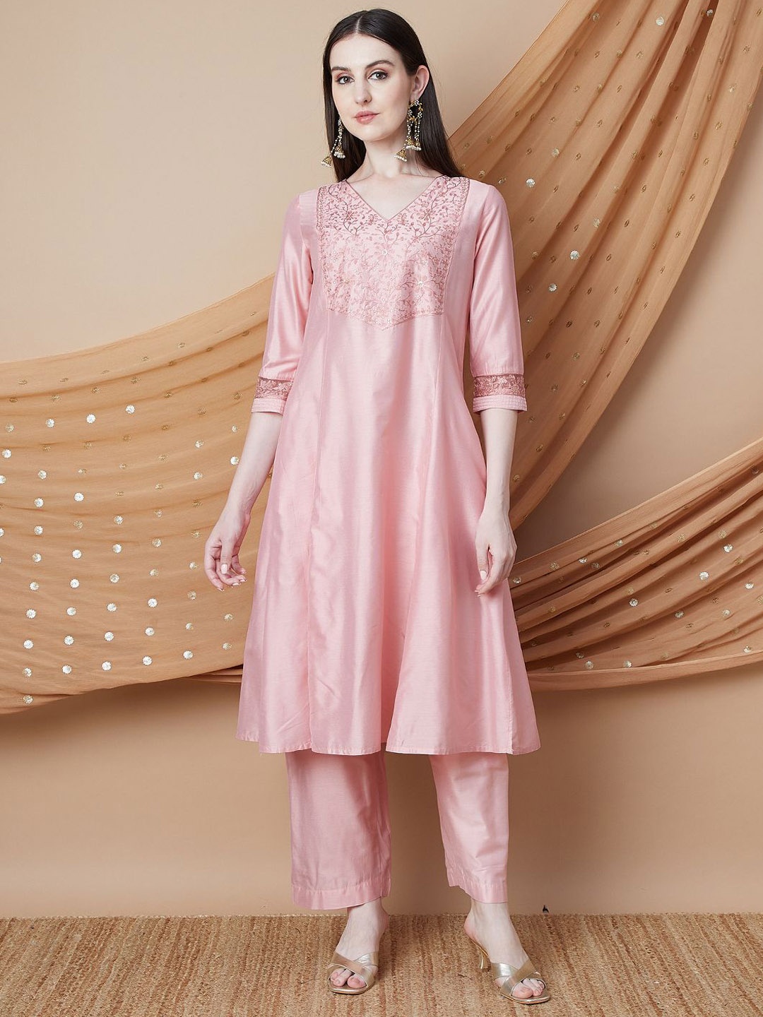 Melange by Lifestyle Women Embroidered Regular Thread Work Pure Cotton Kurta with Palazzos & With Dupatta, Pink
Melange by Lifestyle Women Embroidered Regular Thread Work Pure Cotton Kurta with Palazzos & With Dupatta, Pink
