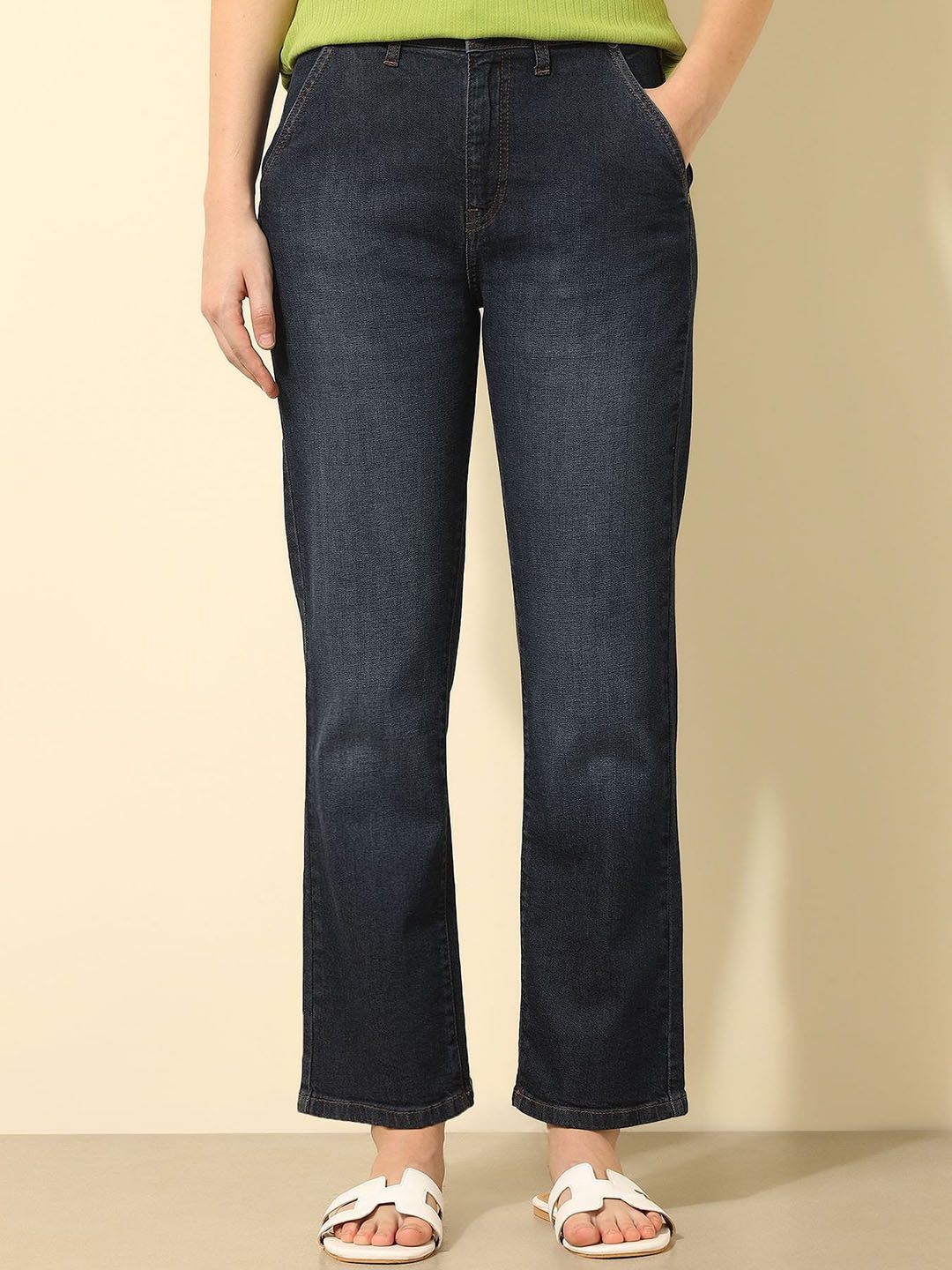 U.S. Polo Assn. Women Women Straight Fit High-Rise Light Fade Stretchable Jeans, Blue
U.S. Polo Assn. Women Women Straight Fit High-Rise Light Fade Stretchable Jeans, Blue