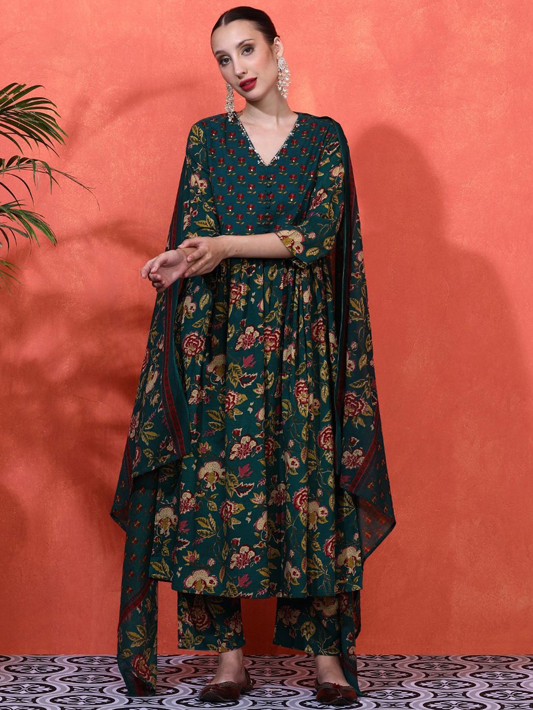 Sangria Floral Embroidered A-Line Pure Cotton Kurta With Trousers & Dupatta, Green
Sangria Floral Embroidered A-Line Pure Cotton Kurta With Trousers & Dupatta, Green