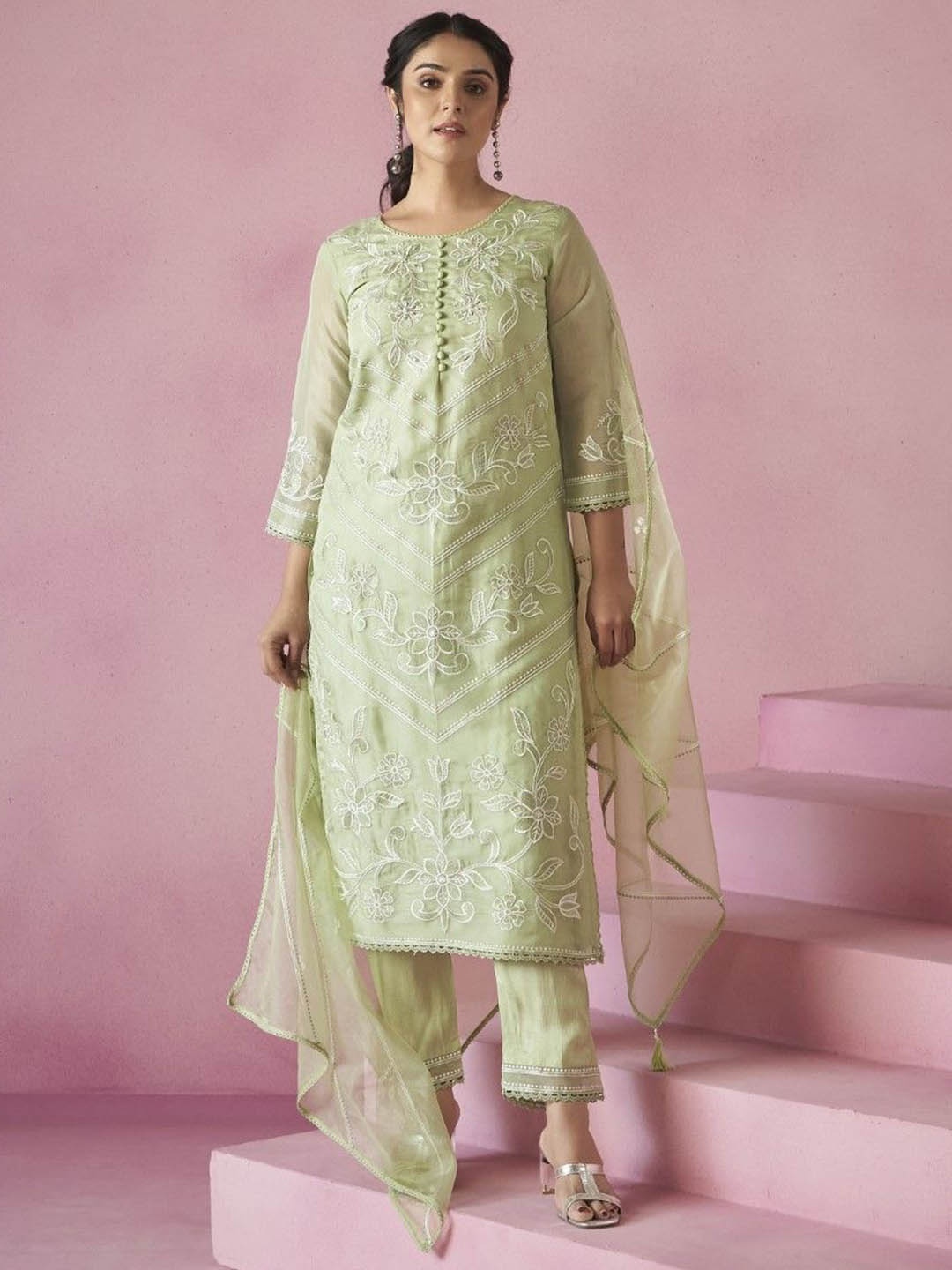 AUTUMN LANE Women Embroidered Regular Sequinned Kurta with Trousers & With Dupatta, Green
AUTUMN LANE Women Embroidered Regular Sequinned Kurta with Trousers & With Dupatta, Green