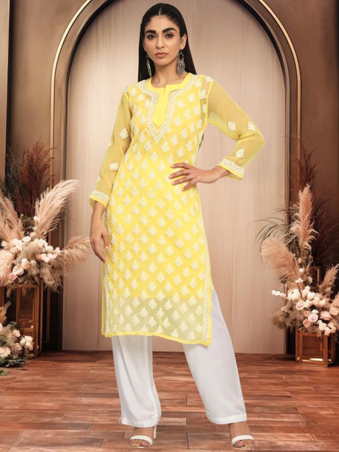 PARAMOUNT CHIKAN Women Ethnic Motifs Embroidered Chikankari Floral Georgette Kurta, Yellow
PARAMOUNT CHIKAN Women Ethnic Motifs Embroidered Chikankari Floral Georgette Kurta, Yellow