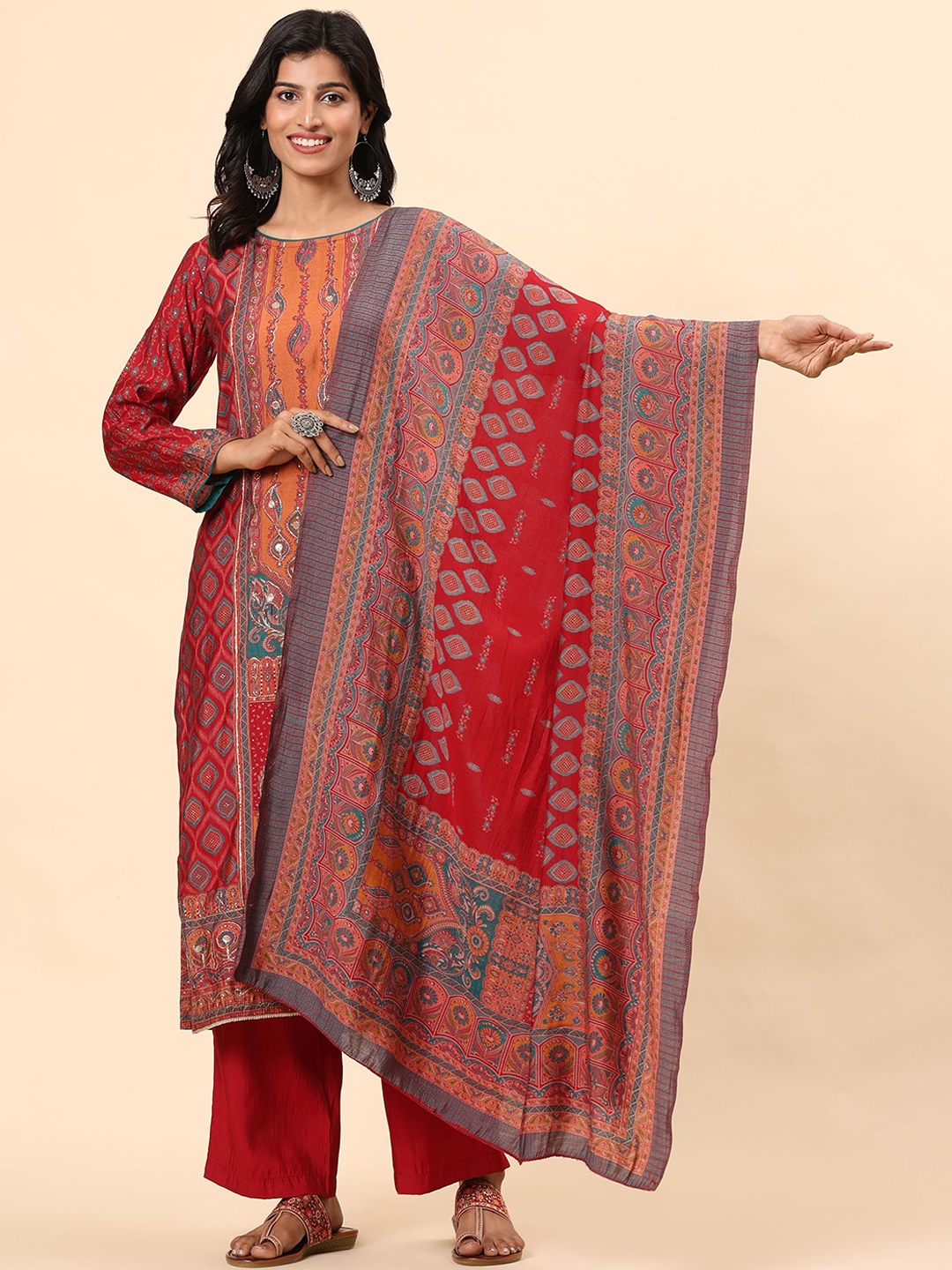 Mamicha Women Floral Embroidered Regular Pure Cotton Kurta with Trousers & With Dupatta, Pink
Mamicha Women Floral Embroidered Regular Pure Cotton Kurta with Trousers & With Dupatta, Pink