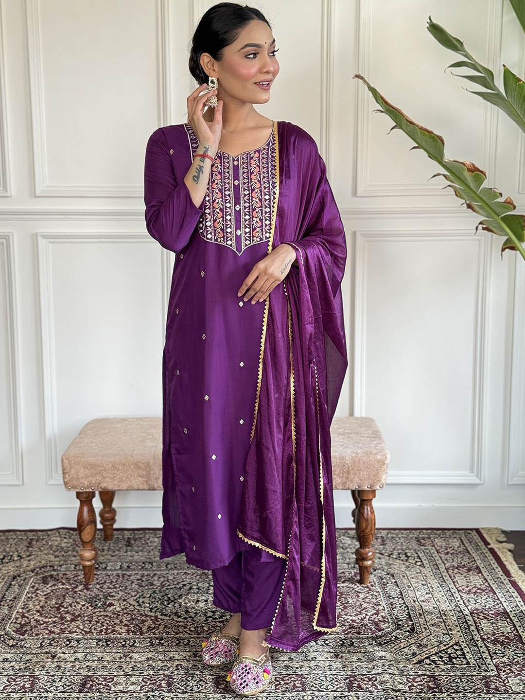 Fab Dadu Women Floral Embroidered Regular Sequinned Kurta with Trousers & With Dupatta, Purple
Fab Dadu Women Floral Embroidered Regular Sequinned Kurta with Trousers & With Dupatta, Purple