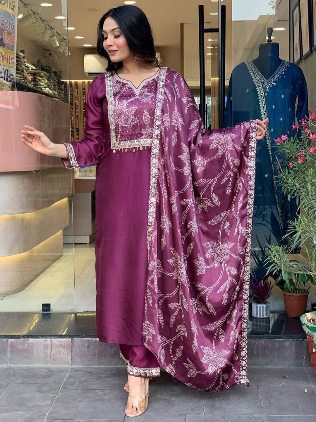 Fab Dadu Women Ethnic Motifs Embroidered Regular Mirror Work Chanderi Silk Kurta with Trousers & With Dupatta, Magenta
Fab Dadu Women Ethnic Motifs Embroidered Regular Mirror Work Chanderi Silk Kurta with Trousers & With Dupatta, Magenta