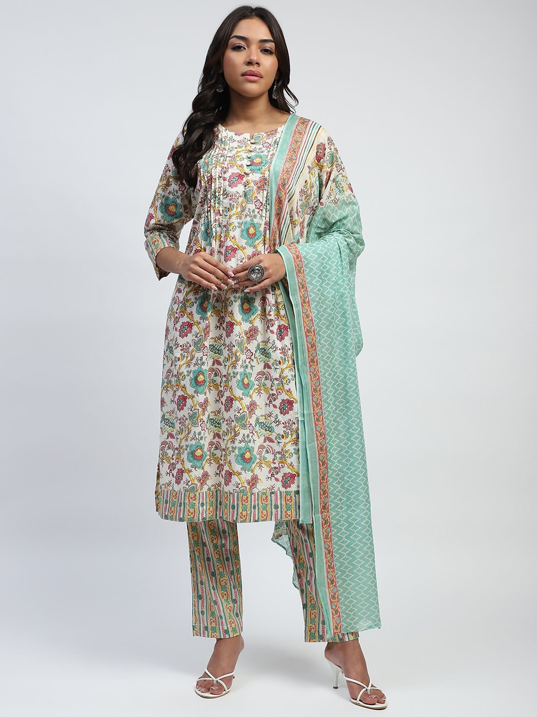 Me&I Women Floral Printed Regular Pure Cotton Kurta with Trousers & With Dupatta, Green
Me&I Women Floral Printed Regular Pure Cotton Kurta with Trousers & With Dupatta, Green