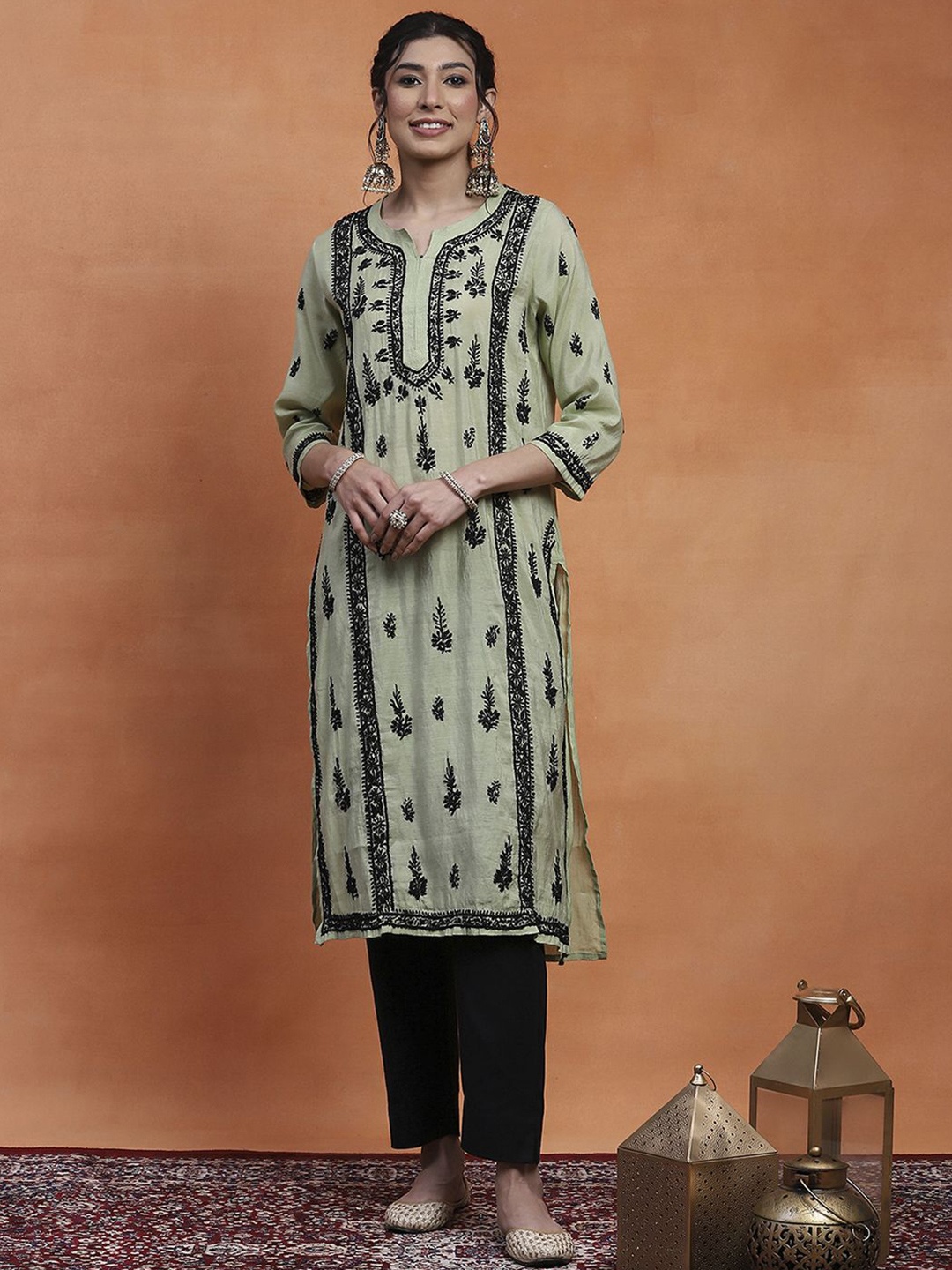 House of Chikankari Women Ethnic Motifs Embroidered Thread Work Kurta, Green
House of Chikankari Women Ethnic Motifs Embroidered Thread Work Kurta, Green