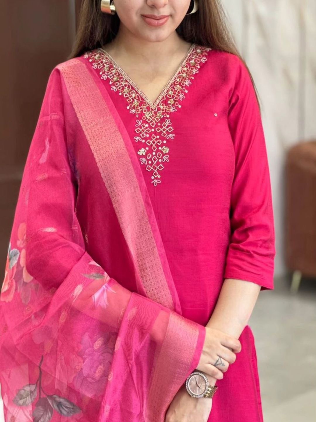 DIVASTRI Women Ethnic Motifs Embroidered Regular Thread Work Kurta with Trousers & With Dupatta, Pink
DIVASTRI Women Ethnic Motifs Embroidered Regular Thread Work Kurta with Trousers & With Dupatta, Pink