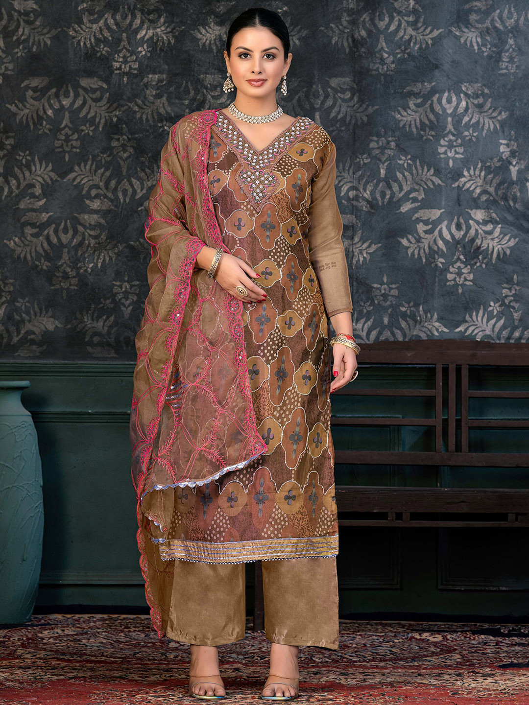 SHADOW & SAINING Embroidered Organza Semi-Stitched Dress Material, Brown
SHADOW & SAINING Embroidered Organza Semi-Stitched Dress Material, Brown