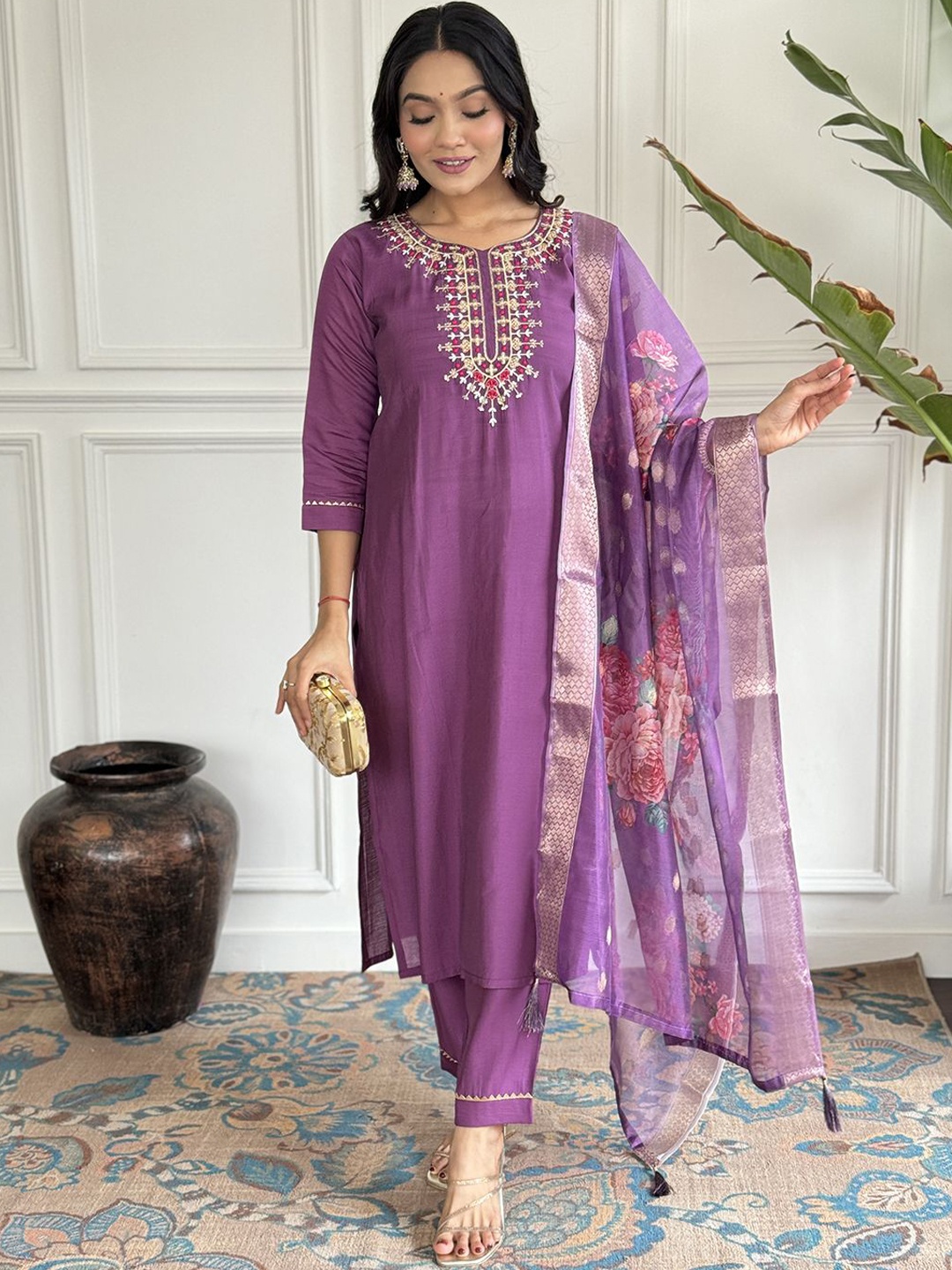 Bhavyam Women Ethnic Motifs Thread Work Chanderi Silk Kurta with Trousers & With Dupatta, Purple
Bhavyam Women Ethnic Motifs Thread Work Chanderi Silk Kurta with Trousers & With Dupatta, Purple