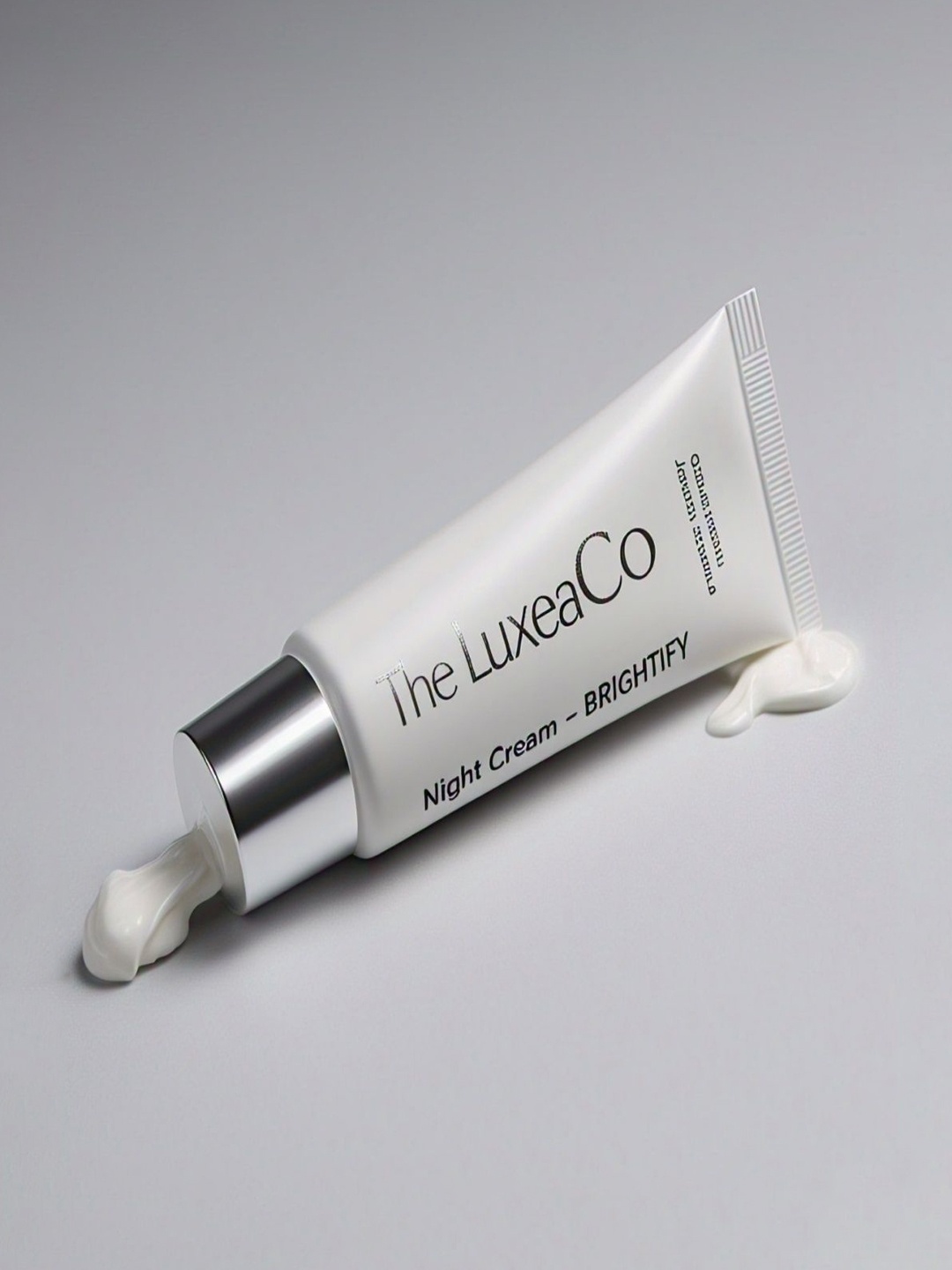 The LuxeaCo Brightify Night Cream With Green Tea Extract For Hydration - 25 ml, White
The LuxeaCo Brightify Night Cream With Green Tea Extract For Hydration - 25 ml, White