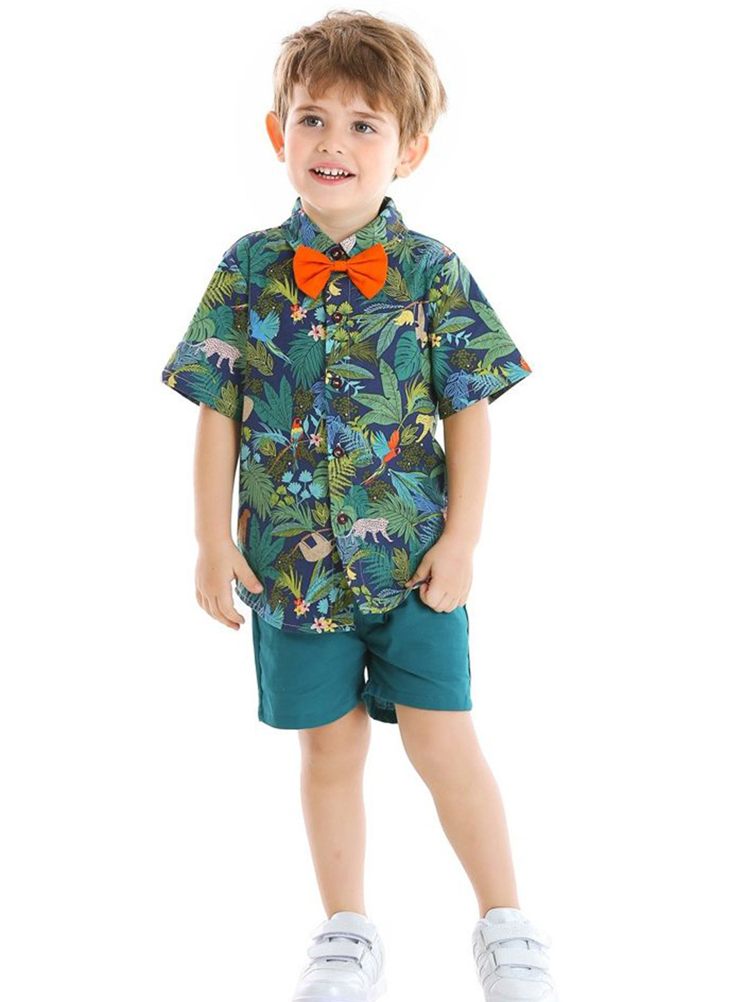 LULU & SKY Boys Printed Shirt with Shorts, Green 
LULU & SKY Boys Printed Shirt with Shorts, Green