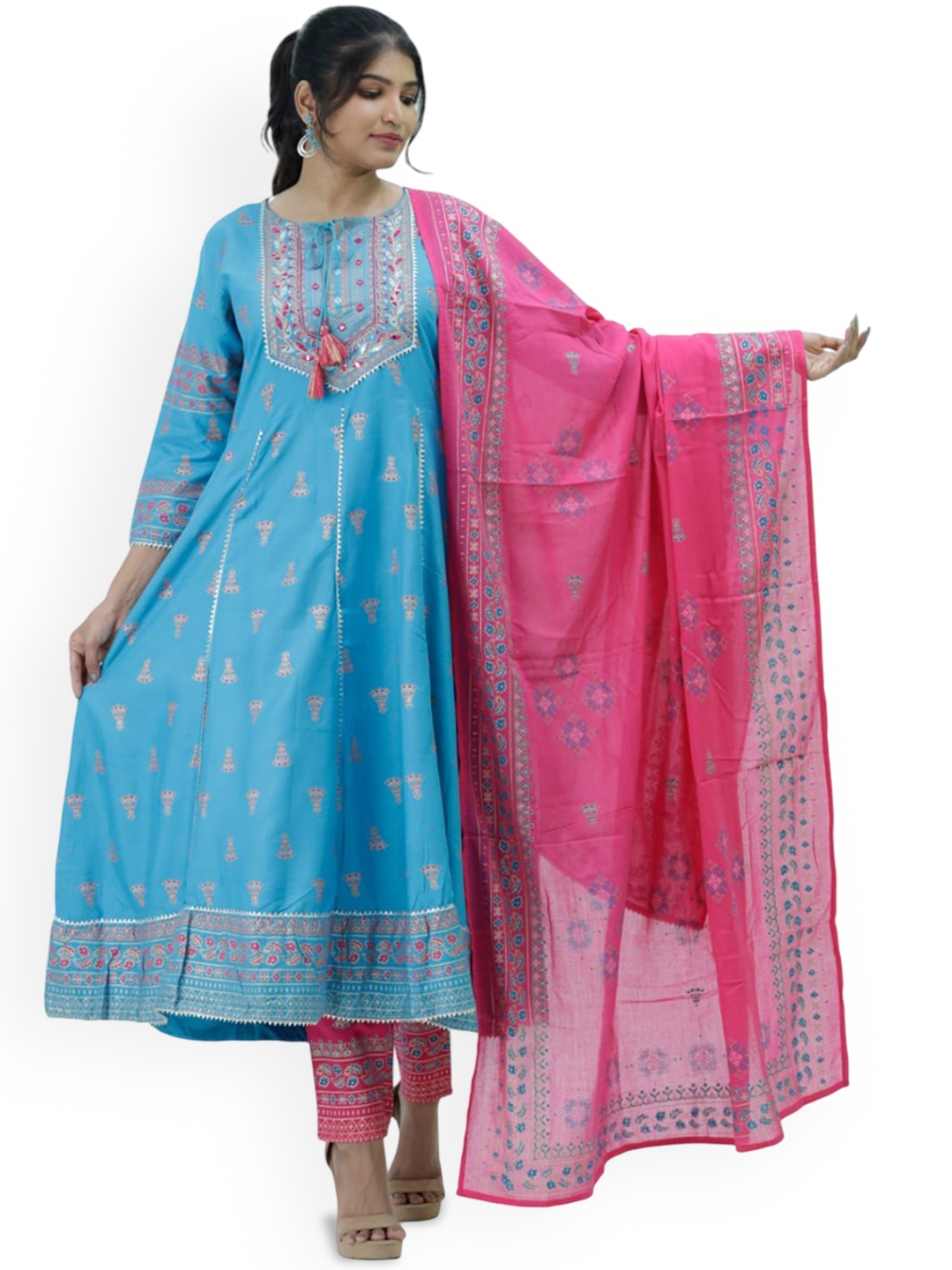 Silselah Women Floral Printed Regular Thread Work Kurti with Trousers & With Dupatta, Blue
Silselah Women Floral Printed Regular Thread Work Kurti with Trousers & With Dupatta, Blue