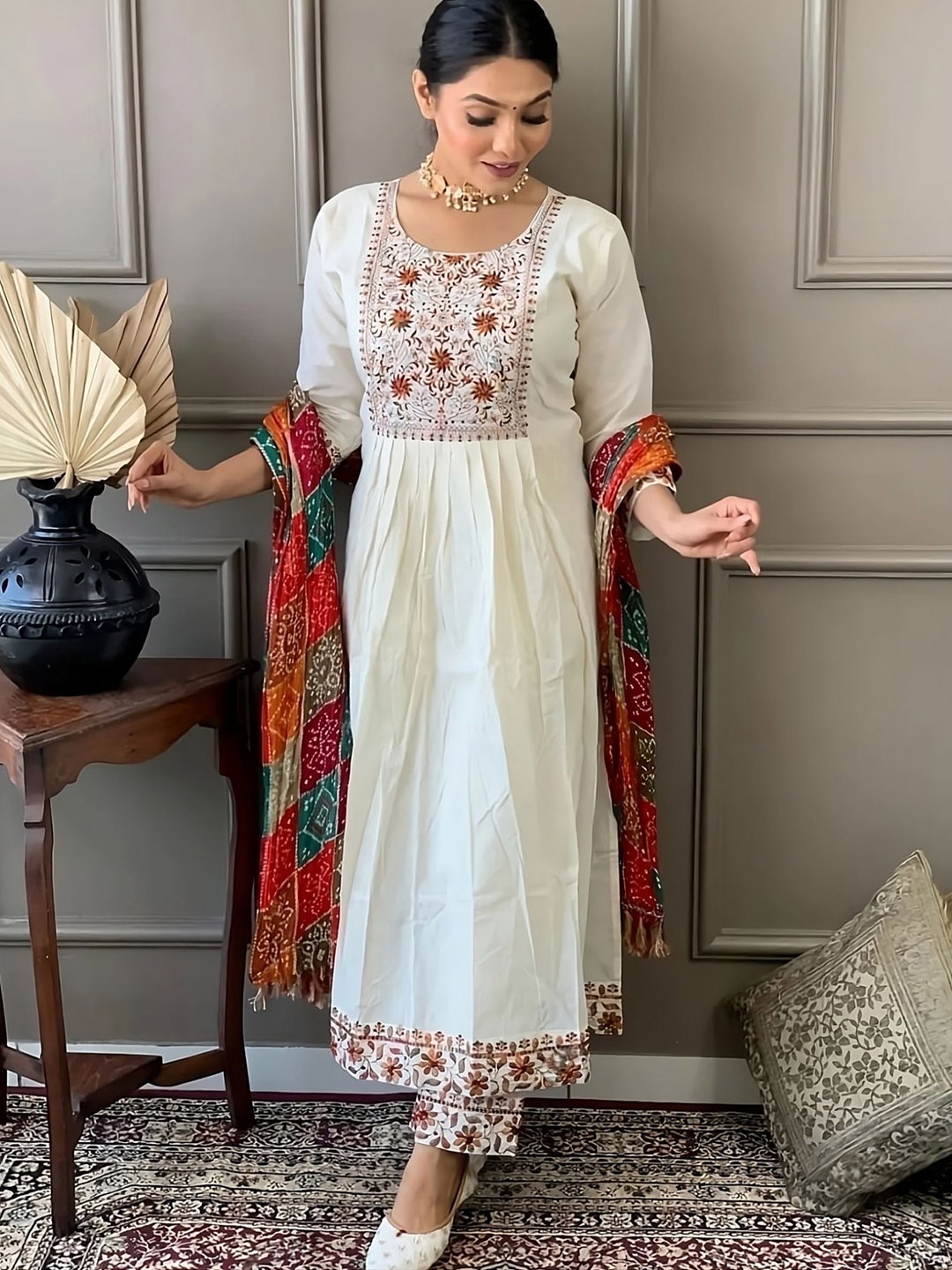 Mitera Women Embroidered Regular Chanderi Silk Kurta with Trousers & With Dupatta, White
Mitera Women Embroidered Regular Chanderi Silk Kurta with Trousers & With Dupatta, White