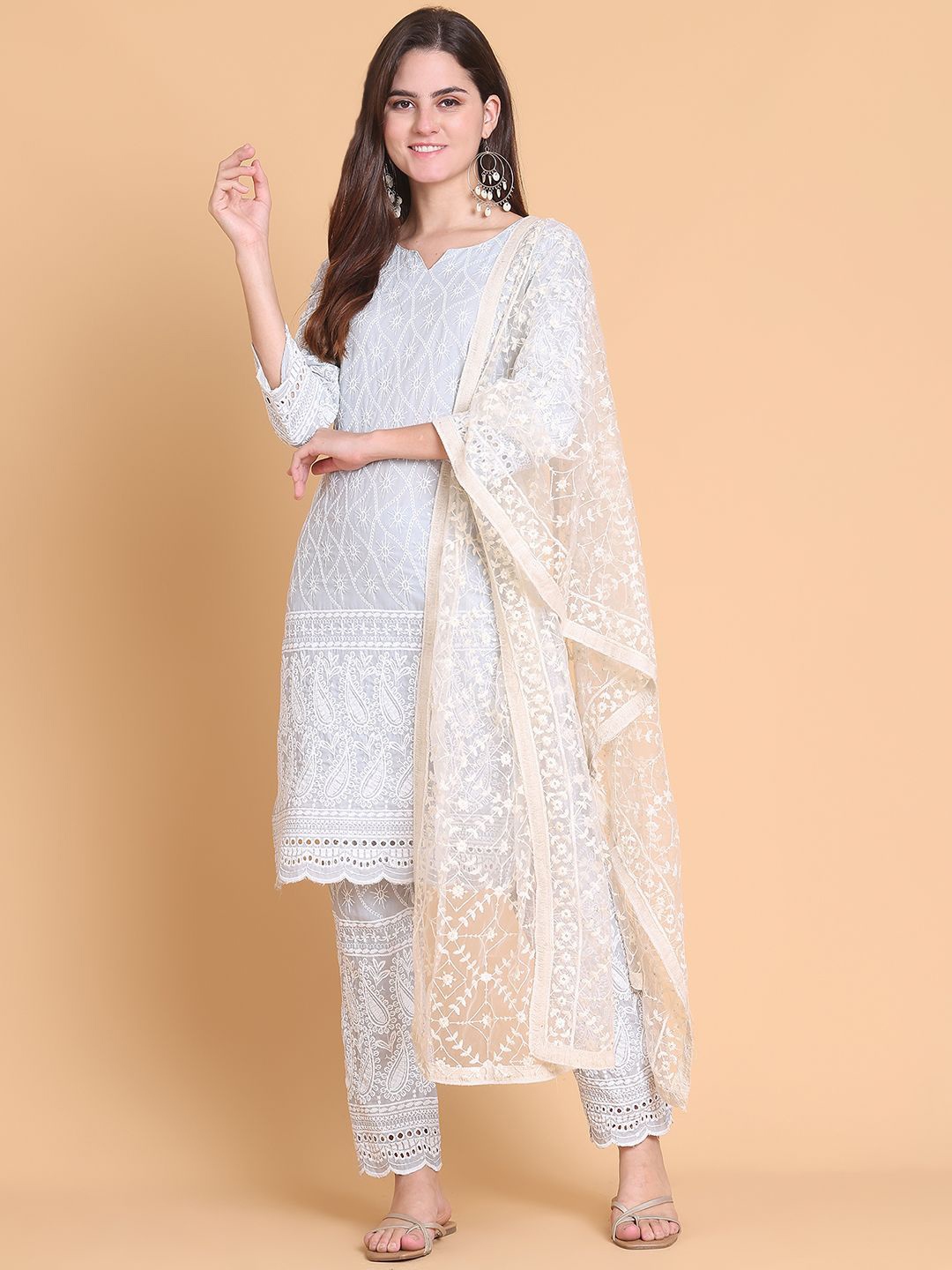 Anouk Women Embroidered Regular Sequinned Pure Cotton Kurta with Trousers & With Dupatta, Grey
Anouk Women Embroidered Regular Sequinned Pure Cotton Kurta with Trousers & With Dupatta, Grey