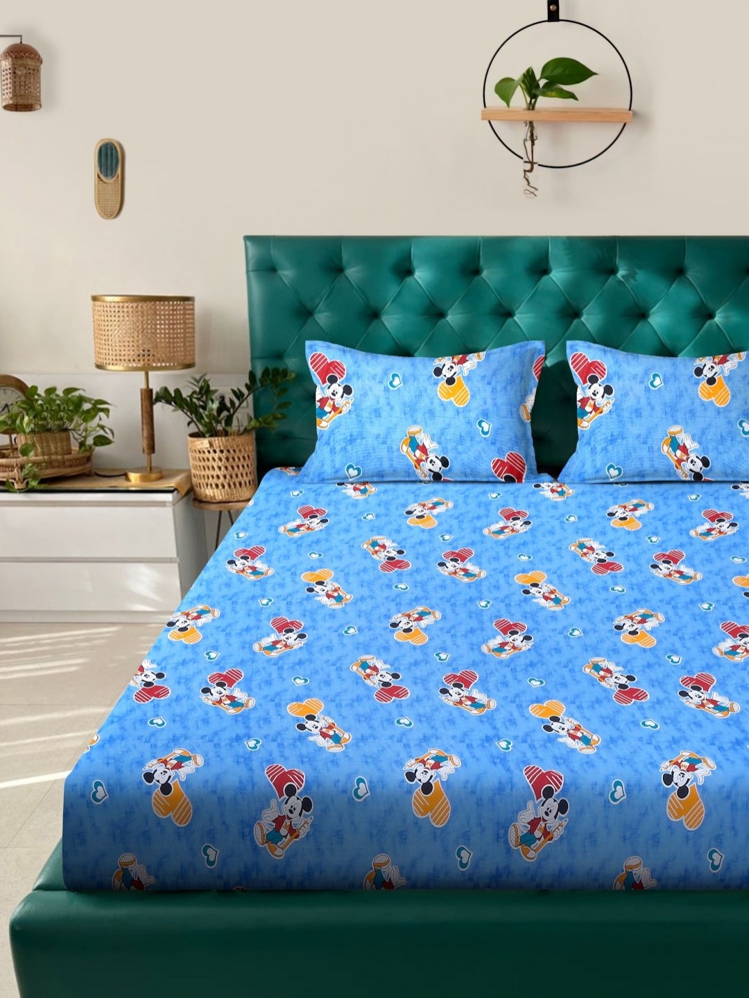 KLOTTHE Blue Printed 400 TC Cotton King Bedsheet With 2 Pillow Covers - 2.50 x 2.25 m
KLOTTHE Blue Printed 400 TC Cotton King Bedsheet With 2 Pillow Covers - 2.50 x 2.25 m