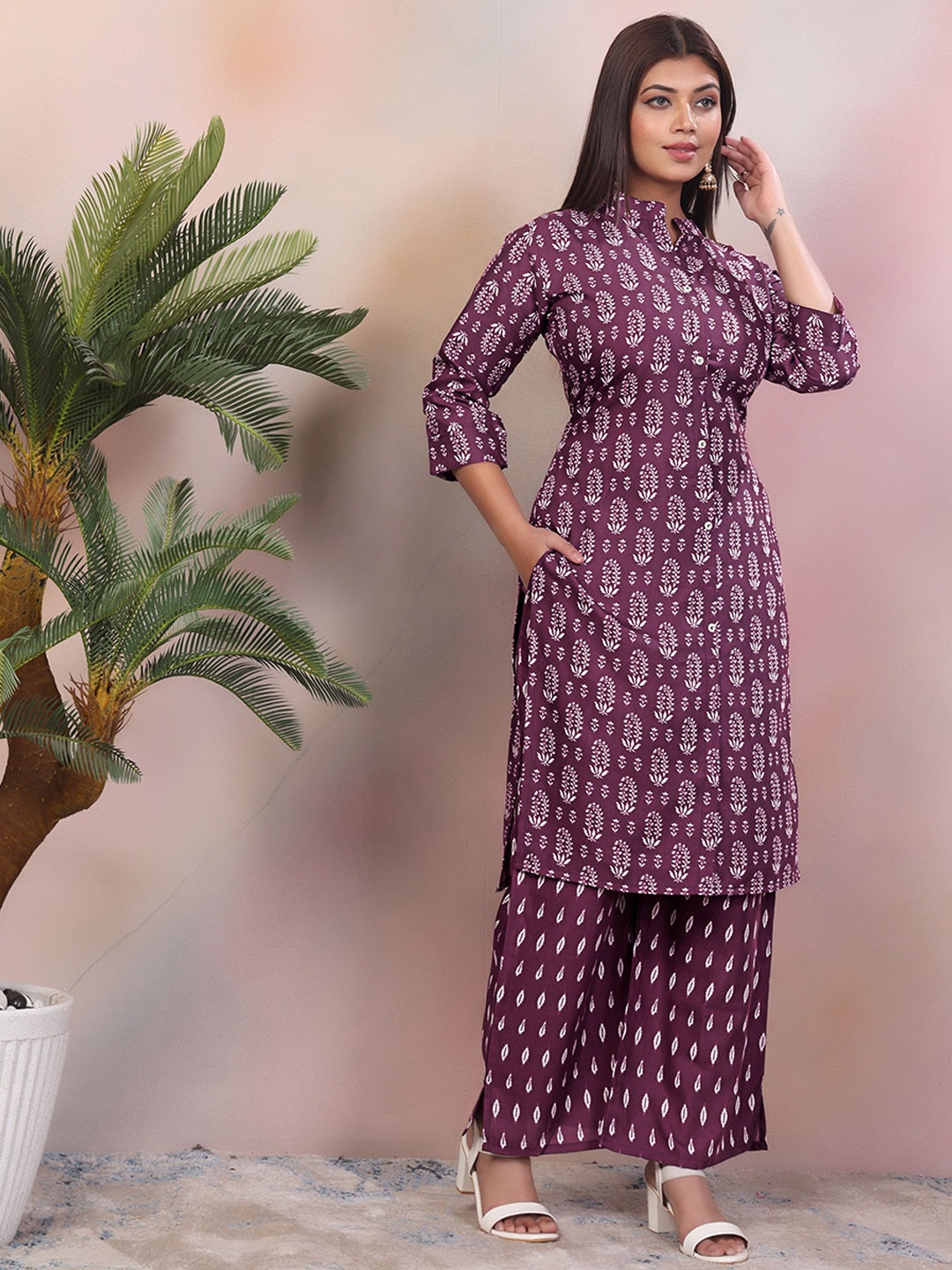 SANJANA SILK Women Printed Regular Kurta with Trousers & With Dupatta, Magenta
SANJANA SILK Women Printed Regular Kurta with Trousers & With Dupatta, Magenta