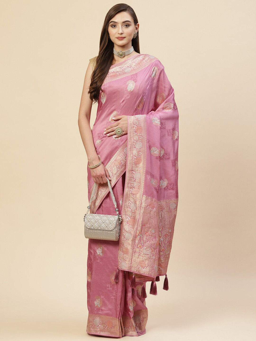 Meena Bazaar Peach-Coloured & Gold-Toned Woven Design Zari Art Silk Banarasi Saree
Meena Bazaar Peach-Coloured & Gold-Toned Woven Design Zari Art Silk Banarasi Saree