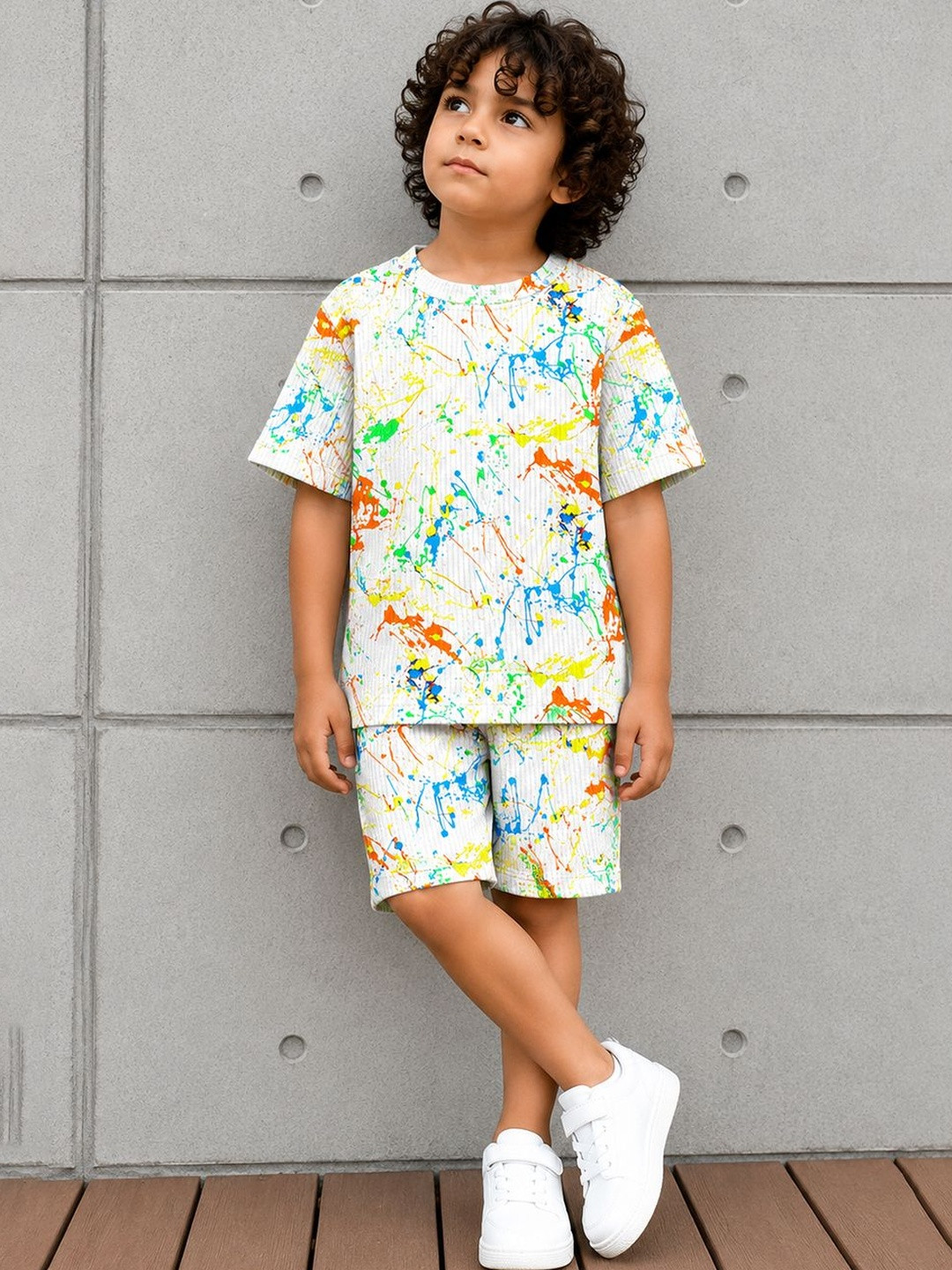 YK Boys Printed Round Neck Short Sleeves T-shirt With Shorts, White
YK Boys Printed Round Neck Short Sleeves T-shirt With Shorts, White