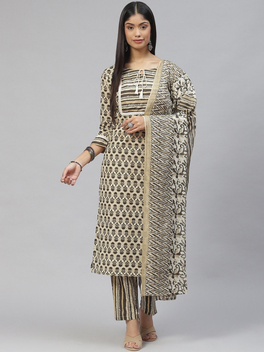 SERONA FABRICS Women Beige Ethnic Motifs Printed Pure Cotton Kurta with Trousers & With Dupatta
SERONA FABRICS Women Beige Ethnic Motifs Printed Pure Cotton Kurta with Trousers & With Dupatta