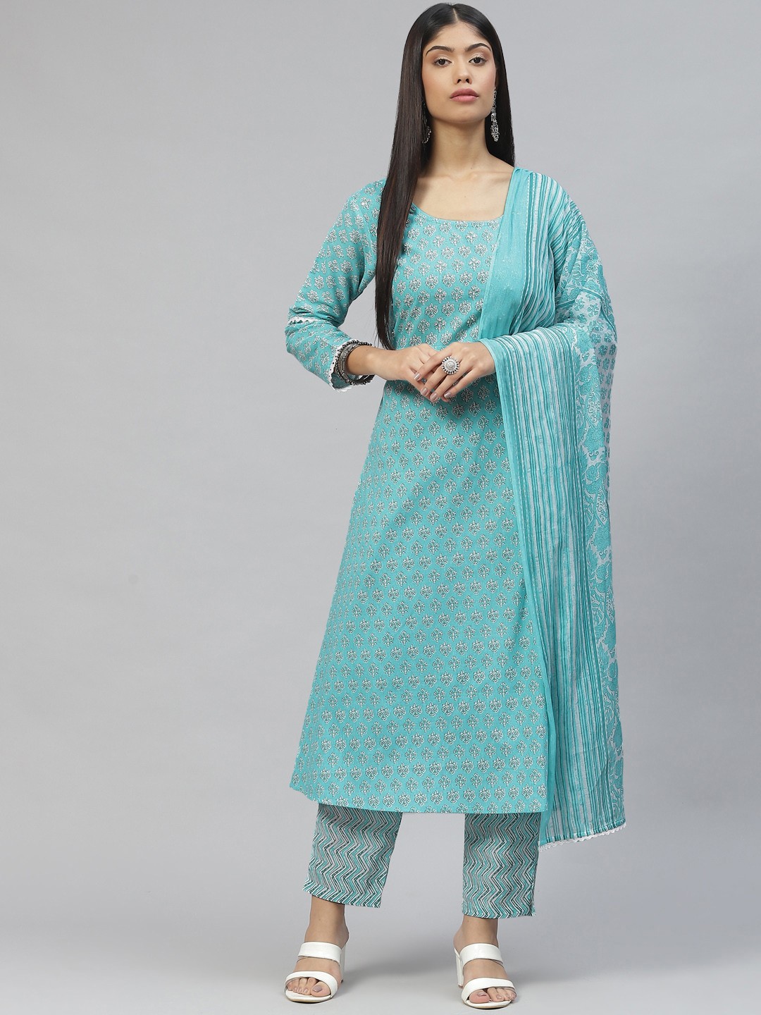SERONA FABRICS Women Floral Printed Pure Cotton Kurta with Trousers & Dupatta, Turquoise blue
SERONA FABRICS Women Floral Printed Pure Cotton Kurta with Trousers & Dupatta, Turquoise blue