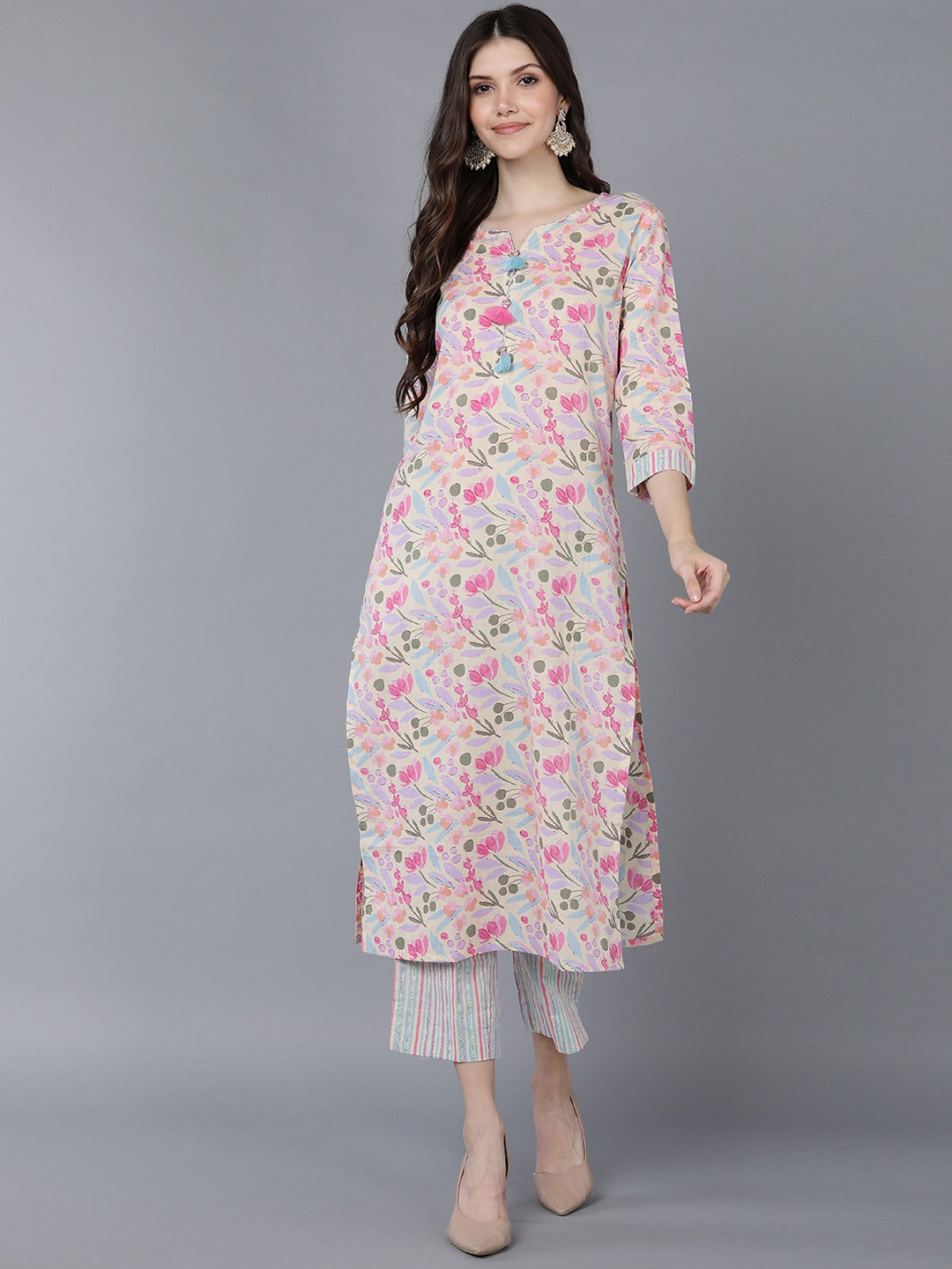 AHIKA Women Cream-Coloured Floral Kurta 
AHIKA Women Cream-Coloured Floral Kurta