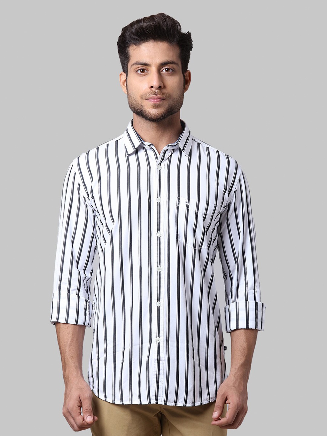 Parx Men White Slim Fit Striped Casual Shirt