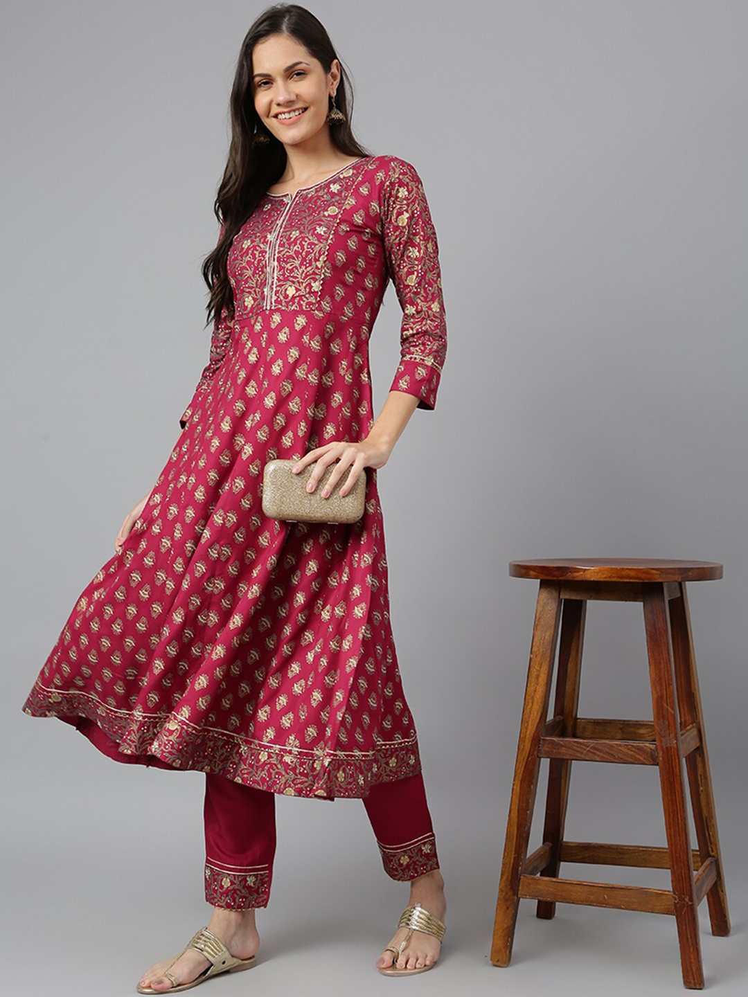 Kiana Women Maroon Ethnic Motifs Printed Empire Gotta Patti Cotton Kurta with Trousers
Kiana Women Maroon Ethnic Motifs Printed Empire Gotta Patti Cotton Kurta with Trousers