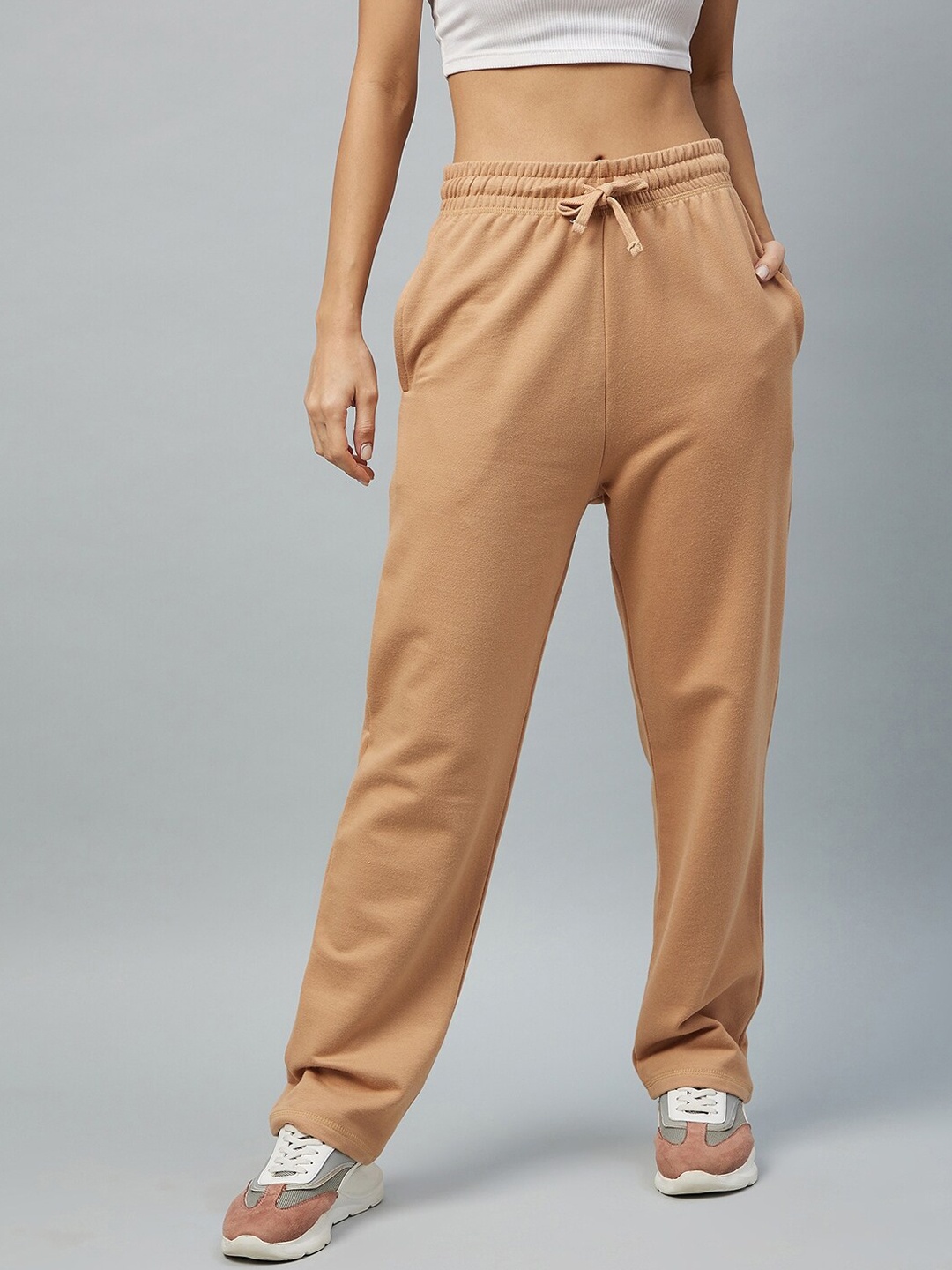 DELAN Women Beige Solid Track Pants