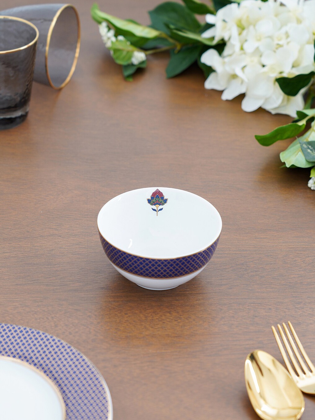 Pure Home and Living Blue & White Set of 2 Dishwasher & Microwave safe Porcelain Bowls
Pure Home and Living Blue & White Set of 2 Dishwasher & Microwave safe Porcelain Bowls