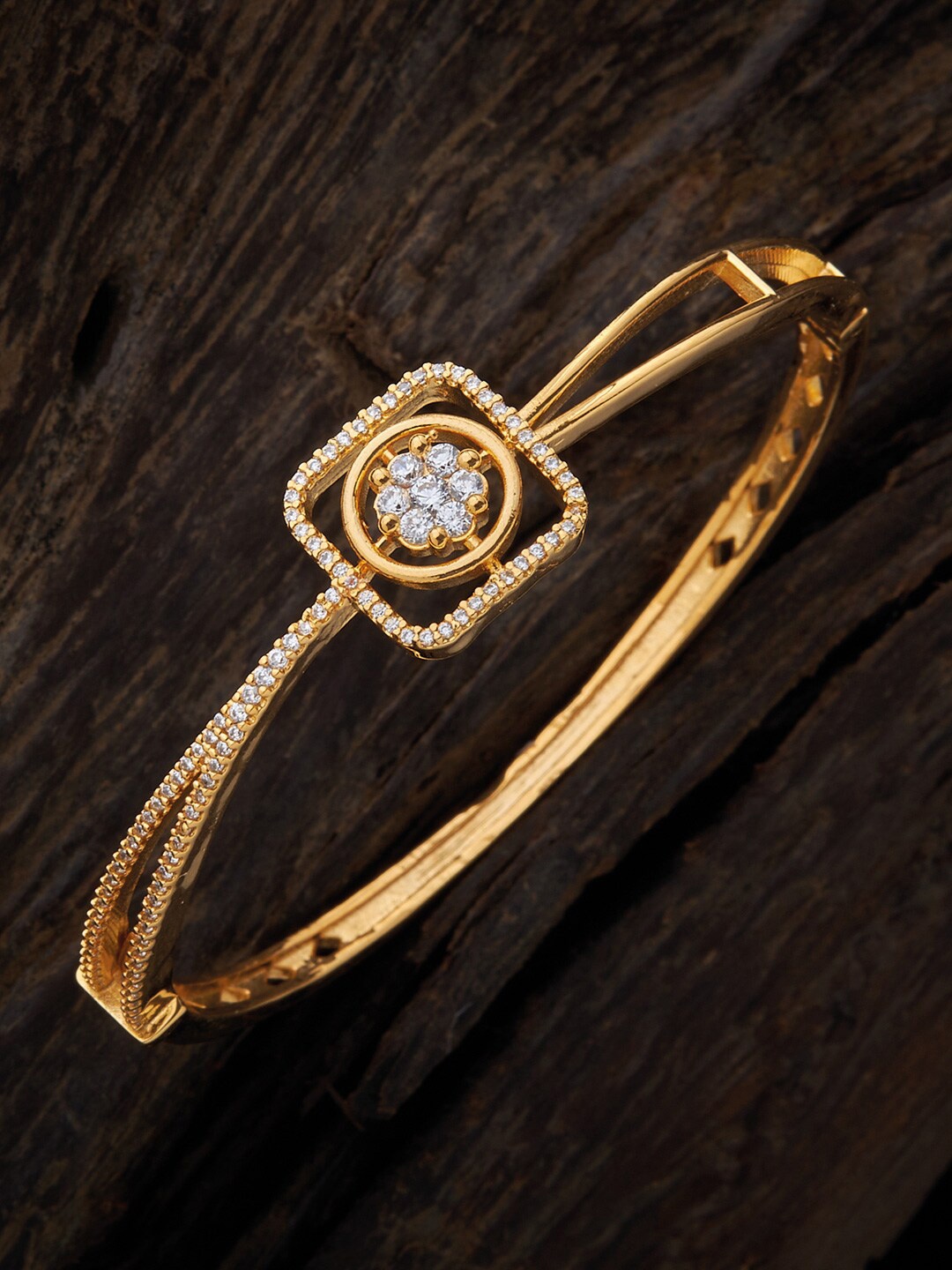 Kushal's Fashion Jewellery Women White & Gold-Toned Silver Oxidised Gold-Plated Kada Bracelet
Kushal's Fashion Jewellery Women White & Gold-Toned Silver Oxidised Gold-Plated Kada Bracelet