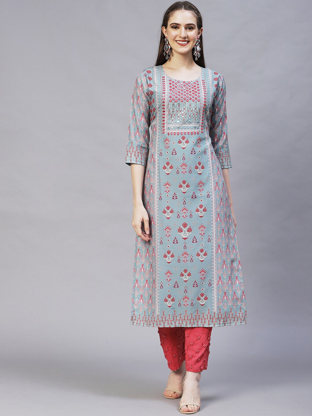 FASHOR Women Green Ethnic Motifs Striped Keyhole Neck Mirror Work Kurta, Sea green
FASHOR Women Green Ethnic Motifs Striped Keyhole Neck Mirror Work Kurta, Sea green