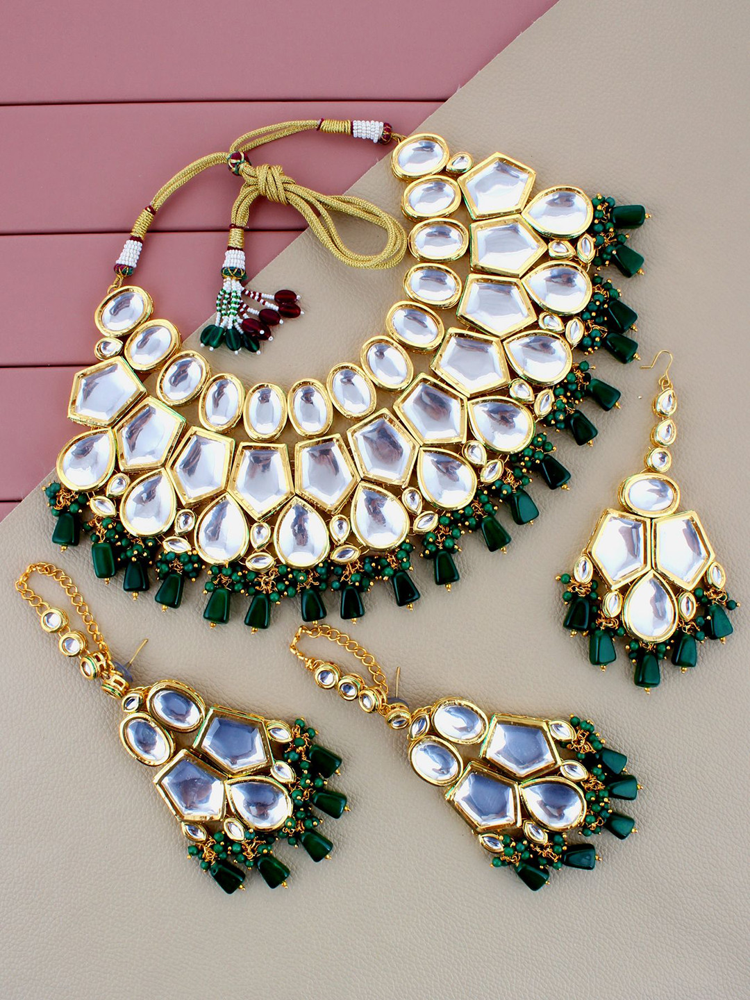 LUCKY JEWELLERY 18K Gold-Plated Gold-Colored Kundan Jewellery Set
LUCKY JEWELLERY 18K Gold-Plated Gold-Colored Kundan Jewellery Set
