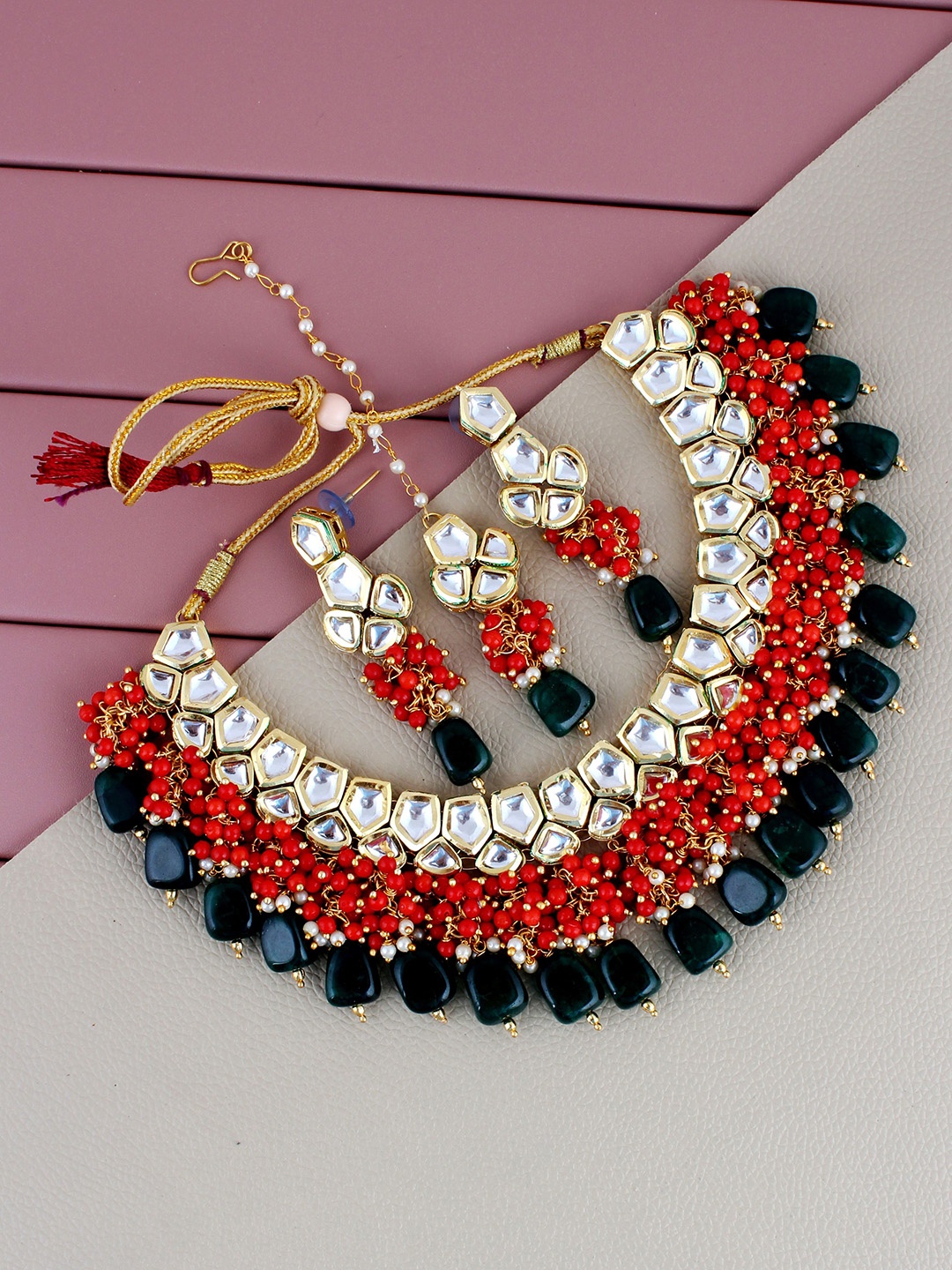 LUCKY JEWELLERY 18K Gold-Plated White & Red Kundan Studded & Beaded Jewellery Set
LUCKY JEWELLERY 18K Gold-Plated White & Red Kundan Studded & Beaded Jewellery Set