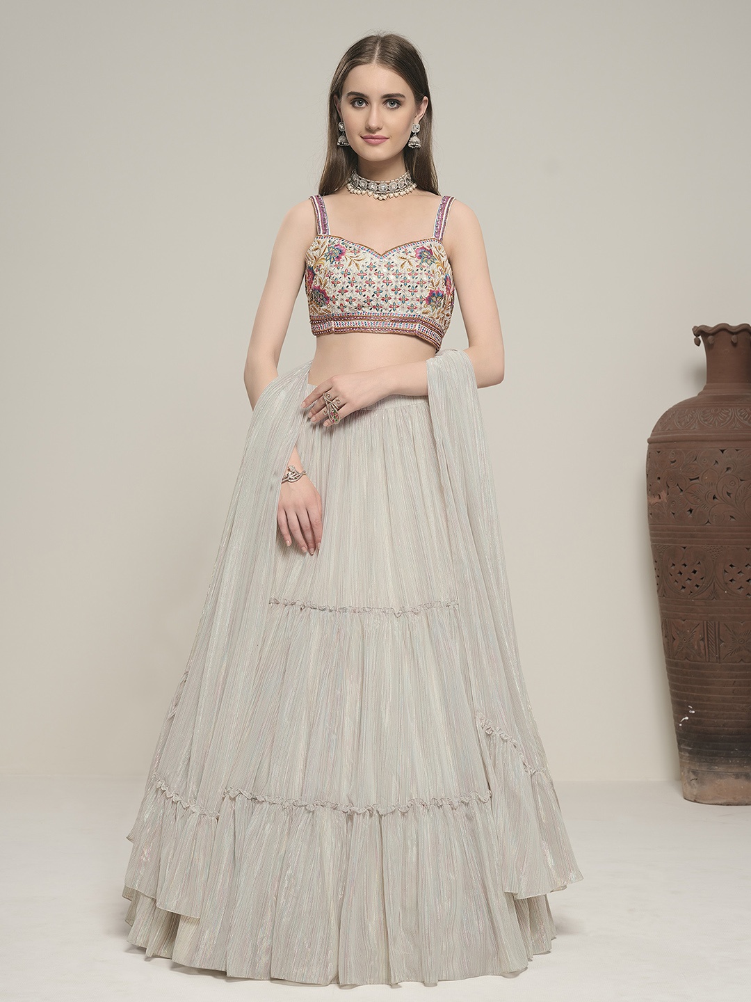 DRESSTIVE Beige & Pink Embroidered Semi-Stitched Lehenga & Unstitched Blouse With Dupatta
DRESSTIVE Beige & Pink Embroidered Semi-Stitched Lehenga & Unstitched Blouse With Dupatta