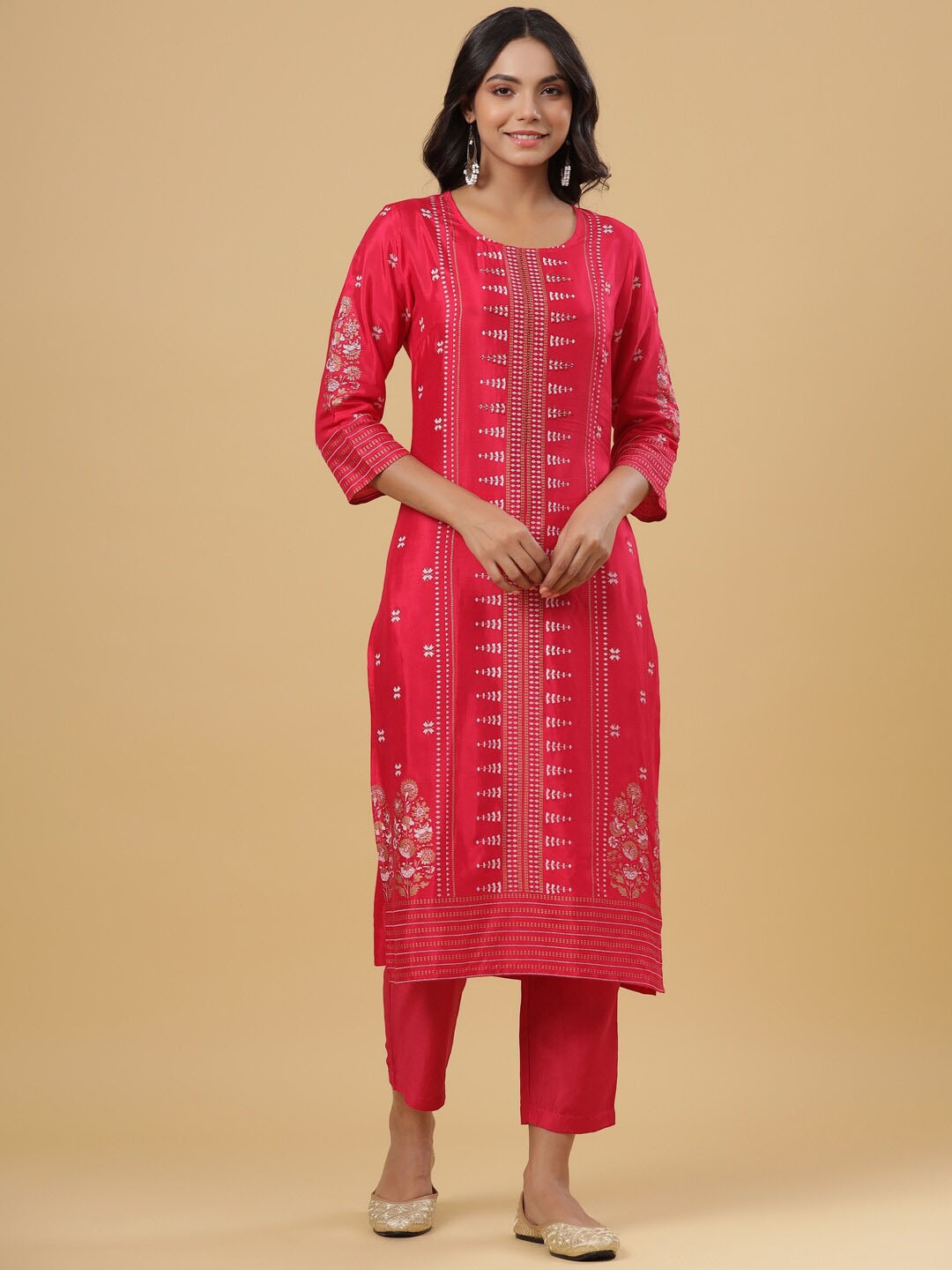 Juniper Women Pink Ethnic Motifs Printed Beads and Stones Kurta with Trousers & With Dupatta
Juniper Women Pink Ethnic Motifs Printed Beads and Stones Kurta with Trousers & With Dupatta