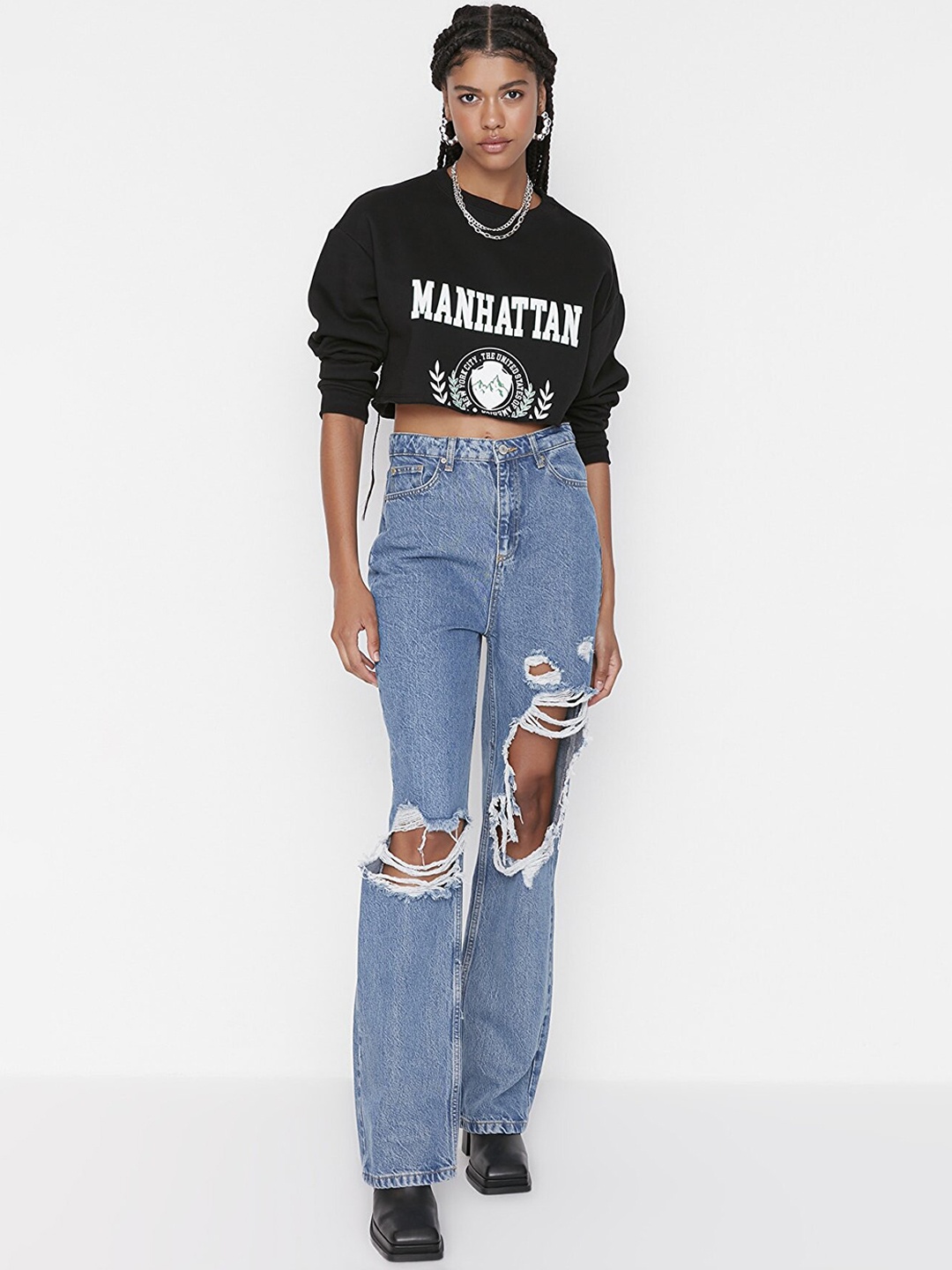 Trendyol Women Blue Regular Fit Highly Distressed Jeans