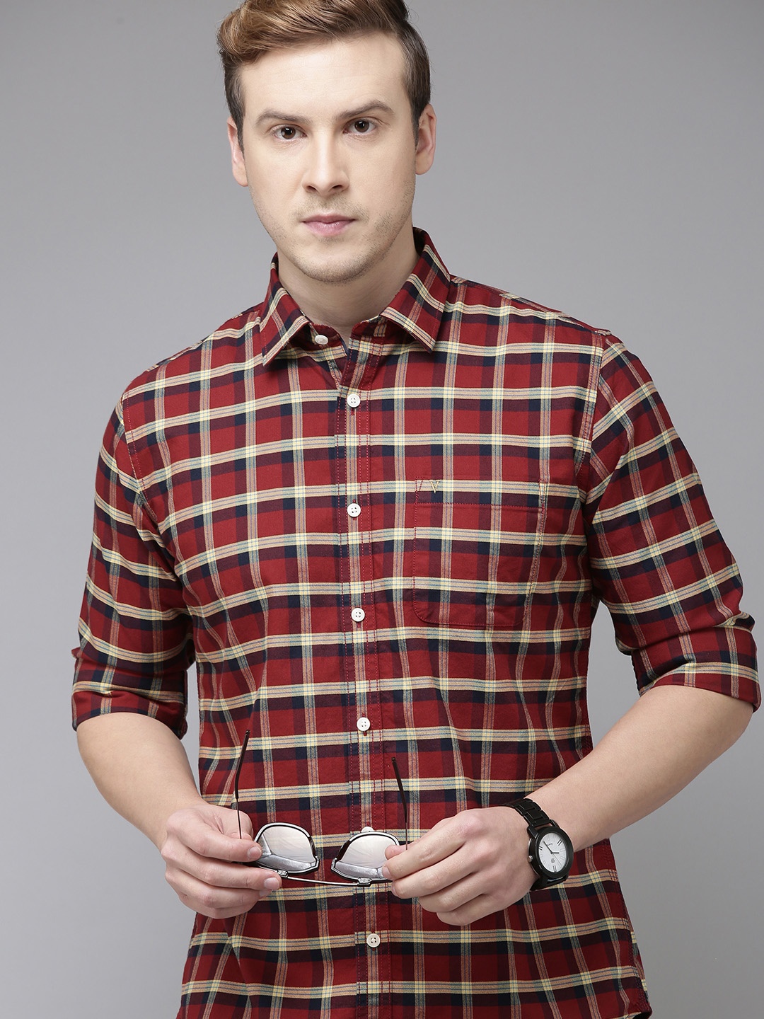 Van Heusen Sport Men Maroon Slim Fit Tartan Checks Opaque Pure Cotton Casual Shirt
Van Heusen Sport Men Maroon Slim Fit Tartan Checks Opaque Pure Cotton Casual Shirt