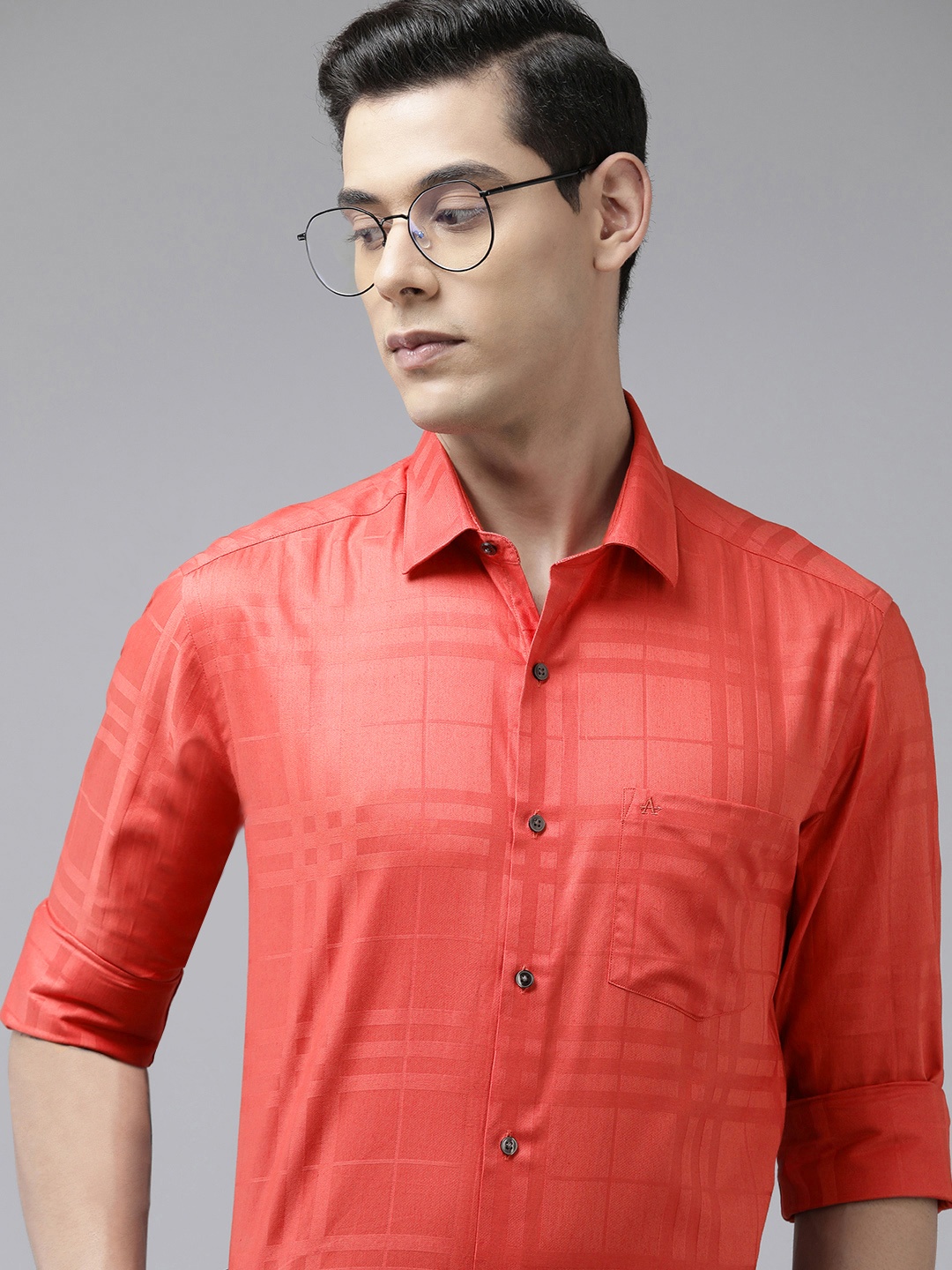 Arrow Men Red Original Slim Fit Checked Opaque Pure Cotton Formal Shirt
Arrow Men Red Original Slim Fit Checked Opaque Pure Cotton Formal Shirt