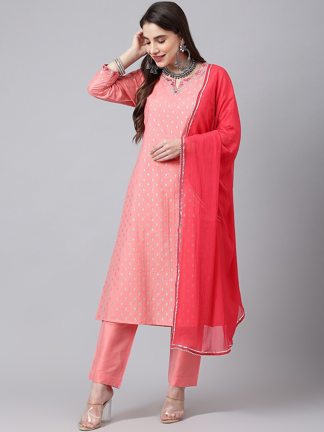 SIAH Women Peach-Coloured Ethnic Motifs Embroidered Mirror Work Kurta with Trousers & With Dupatta
SIAH Women Peach-Coloured Ethnic Motifs Embroidered Mirror Work Kurta with Trousers & With Dupatta