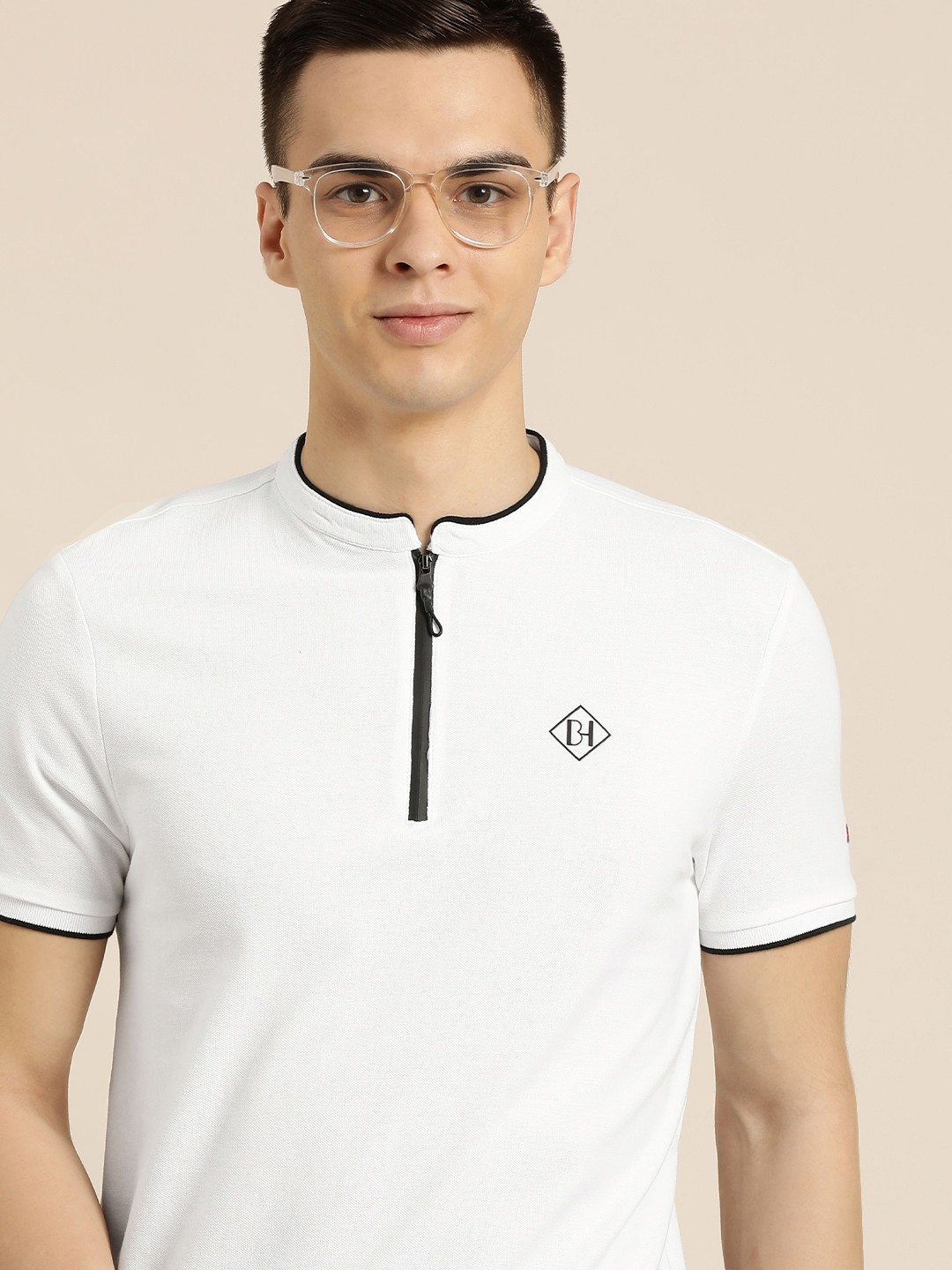 Being Human Men White Mandarin Collar Pure Cotton Slim Fit T-shirt With Brand Logo Print
Being Human Men White Mandarin Collar Pure Cotton Slim Fit T-shirt With Brand Logo Print