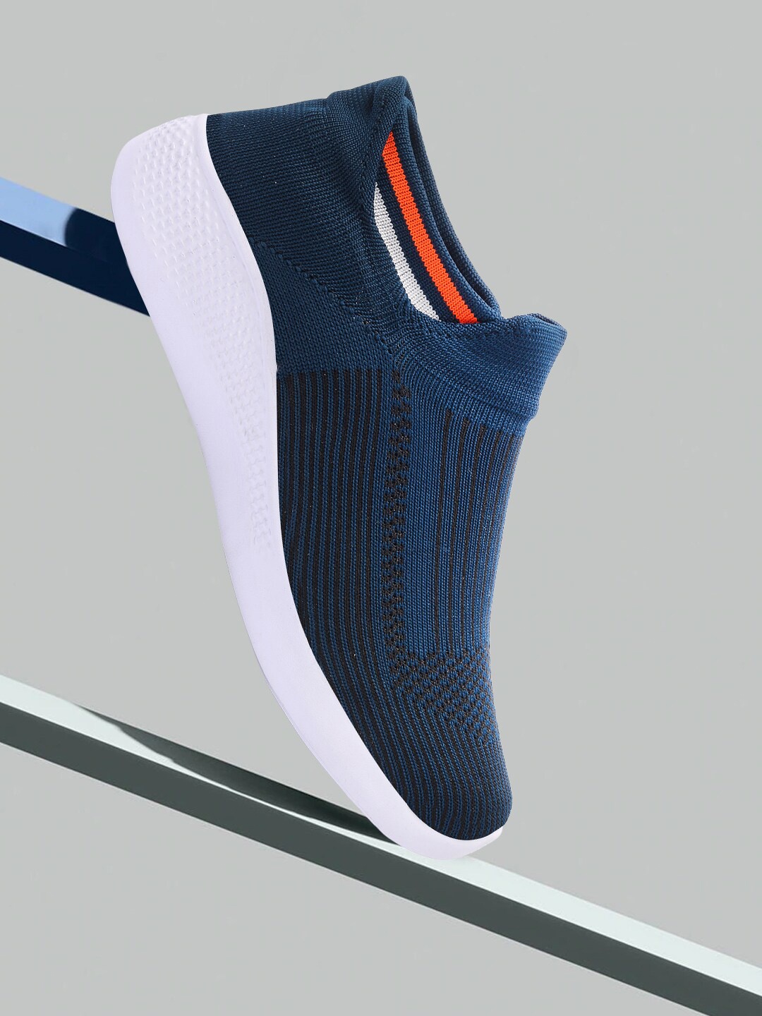 CLYMB Men Navy Blue Mesh Running Non-Marking Shoes