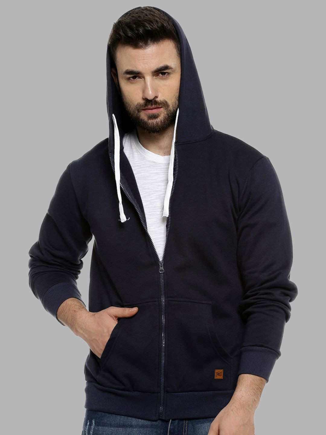 Campus Sutra Men Navy Blue Hooded Sweatshirt 
Campus Sutra Men Navy Blue Hooded Sweatshirt
