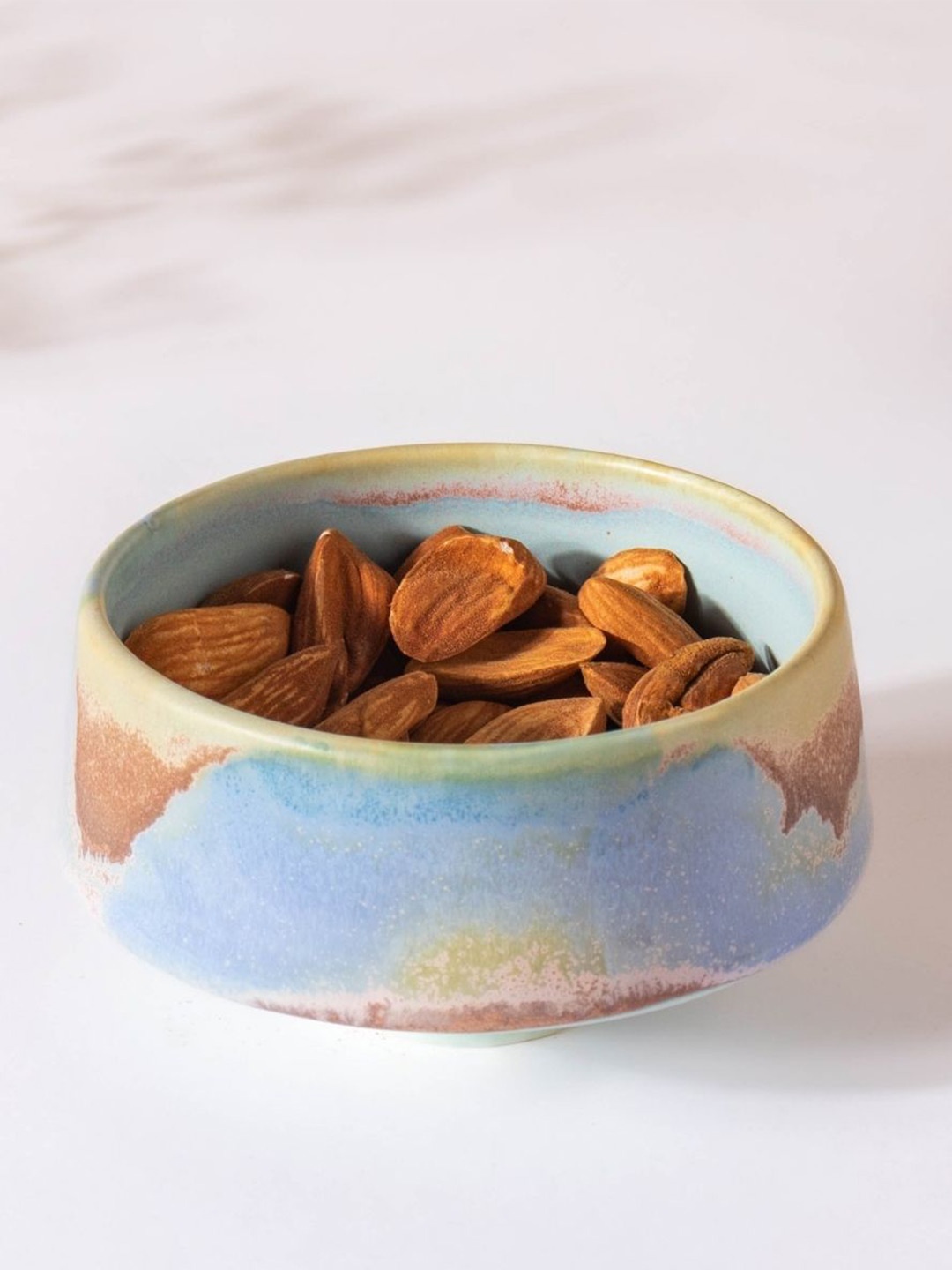 Nestasia Blue & Beige Printed Microwave safe Ceramic Matte Ombre Small Dip Bowl 100 ml
Nestasia Blue & Beige Printed Microwave safe Ceramic Matte Ombre Small Dip Bowl 100 ml