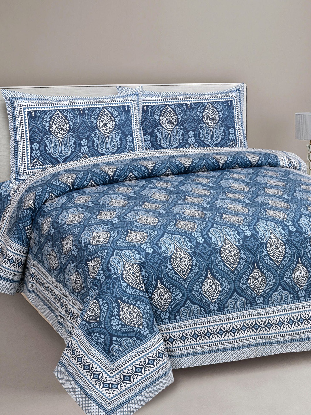 EasyGoods Blue & Black Ethnic Motifs 240 TC Pure Cotton King Bedsheet with 2 Pillow Covers
EasyGoods Blue & Black Ethnic Motifs 240 TC Pure Cotton King Bedsheet with 2 Pillow Covers