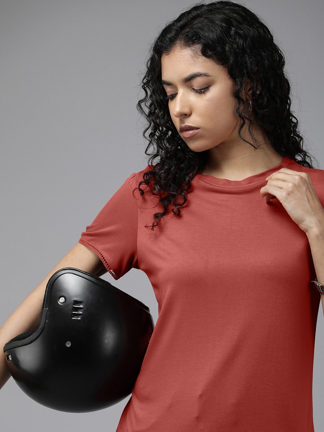 The Roadster Lifestyle Co. Women Solid Round Neck T-shirt With Lace Detail At sleeve Edge, Rust
The Roadster Lifestyle Co. Women Solid Round Neck T-shirt With Lace Detail At sleeve Edge, Rust